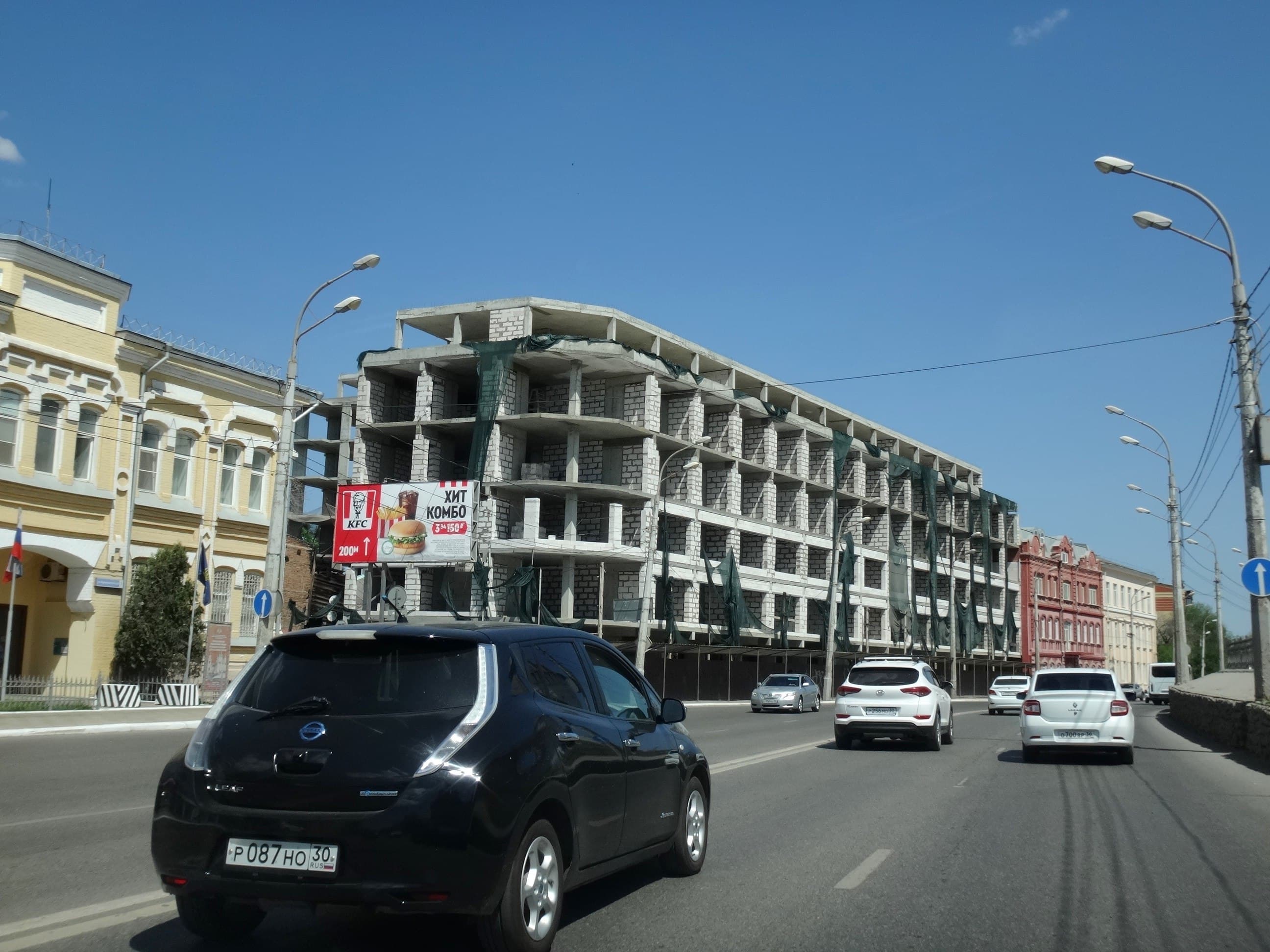 Астрахань. Адмиралтейская ул., д.9, сторона Б