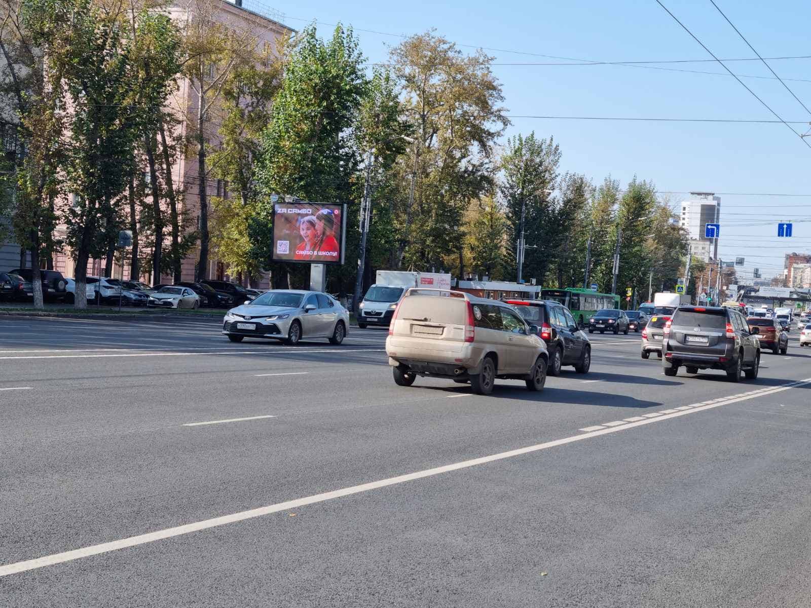 Реклама 2.7x3.7 по адресу Ленина пр., д. 17 (за ост. "Музей ЧТЗ") (Digital)
