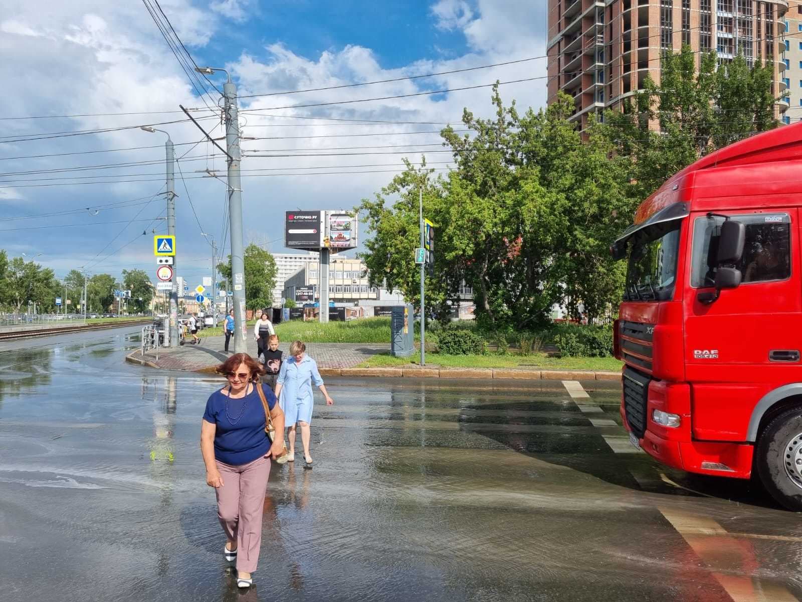 Челябинск. Труда ул./ Свердловский пр., д. 53 (АЗС Лукойл, н-в ДС "Юность"), сторона А