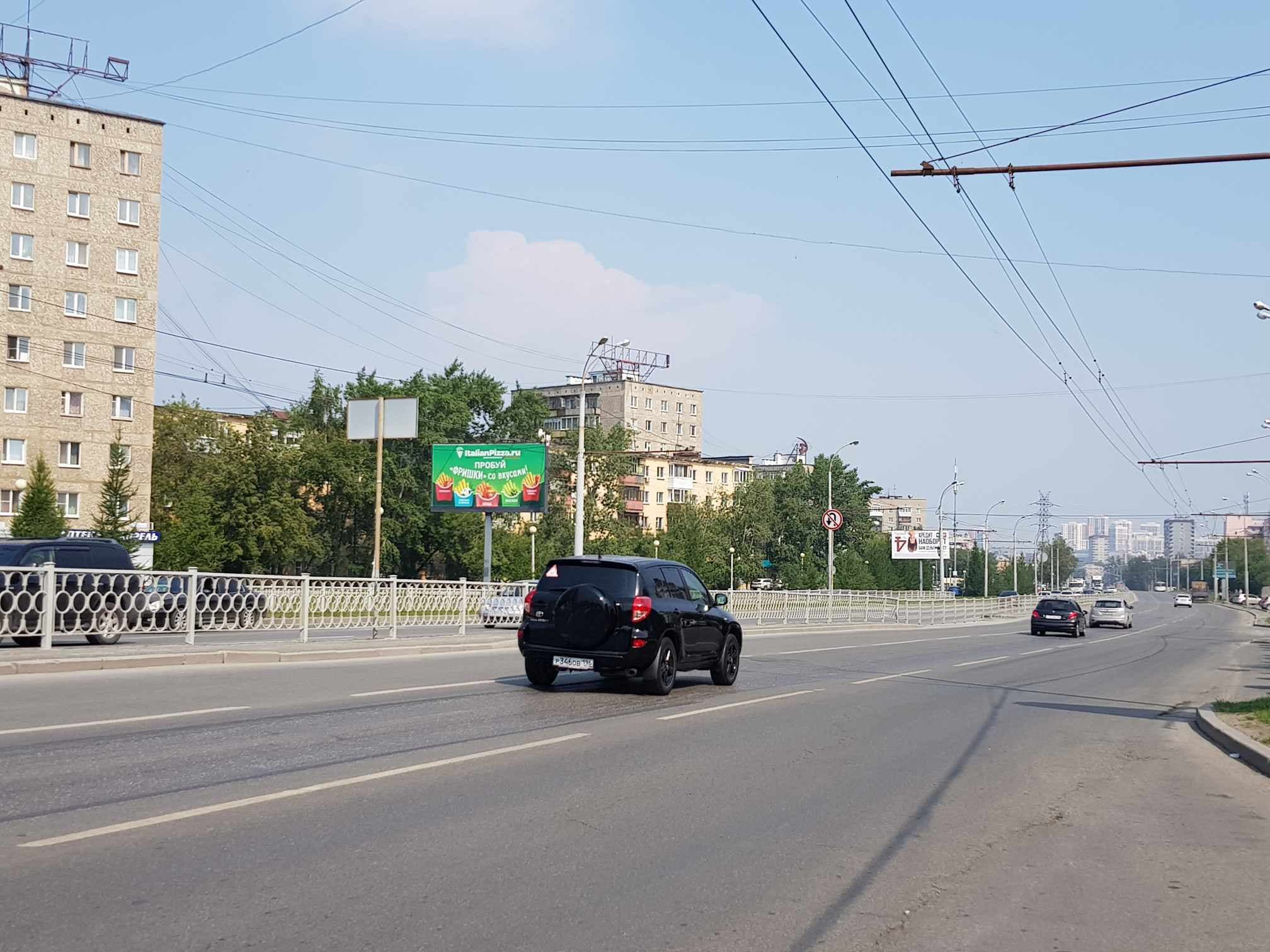 Екатеринбург. Космонавтов, 25А - Победы ул., ТЦ "Параход", ТРЦ "Victory mall", сторона Б
