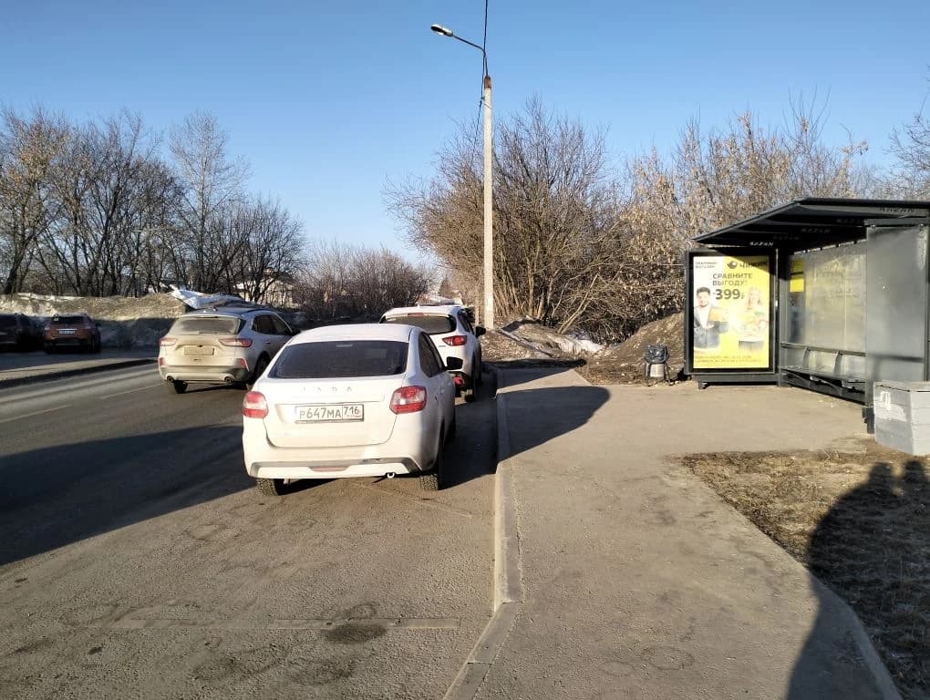 Казань. Камчатская ул. 101 / ост. «Камчатская ул.», сторона А