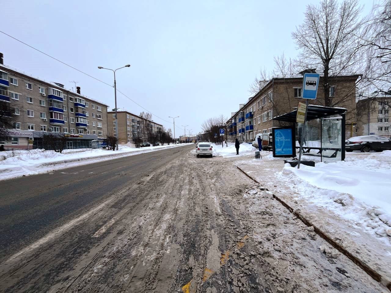 Казань. Короленко ул. / ост. «Кафе Солнышко» (между домами 32 и 38 ), сторона А