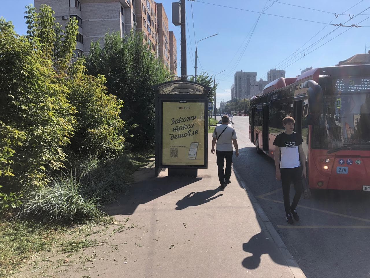 Реклама 1.2x1.8 по адресу Восстания ул. (ост. Исаева) из центра