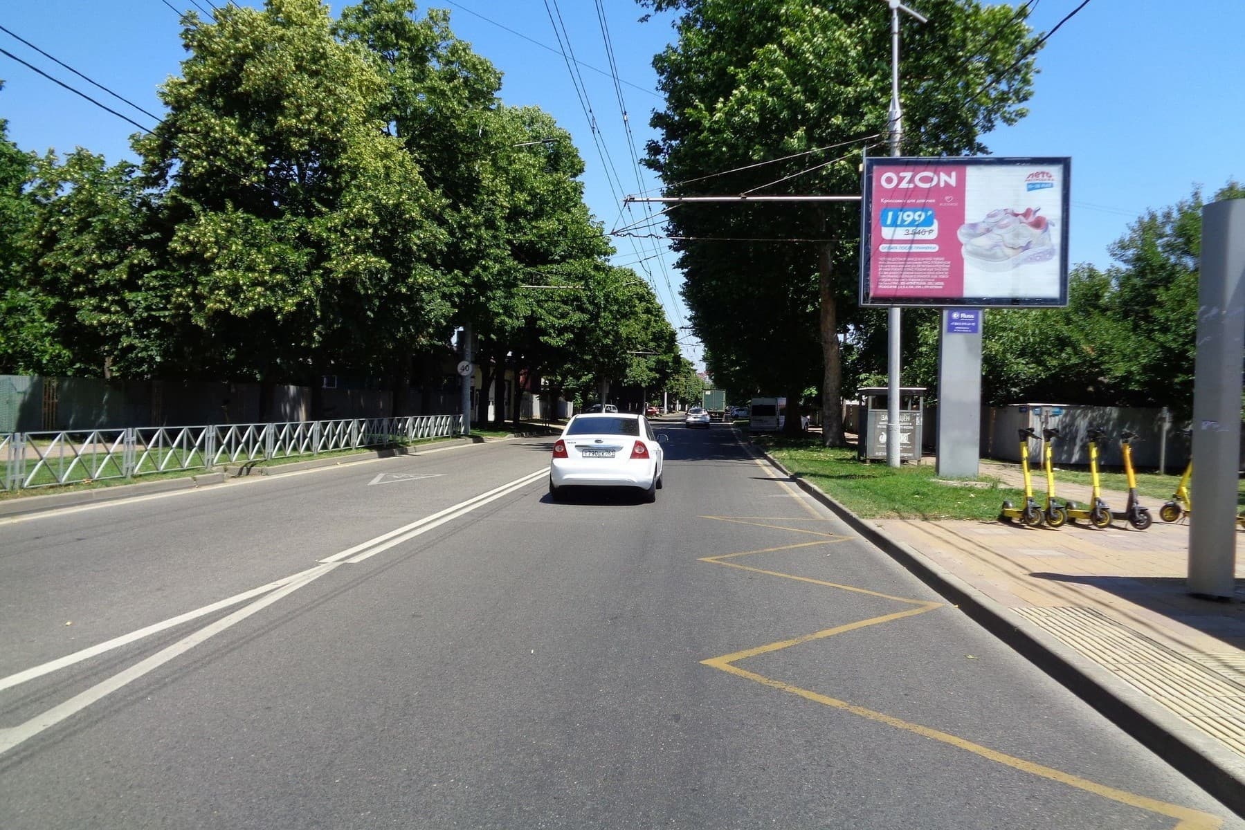 Реклама 2.7x3.7 по адресу Фадеева ул., 266 (скроллер)