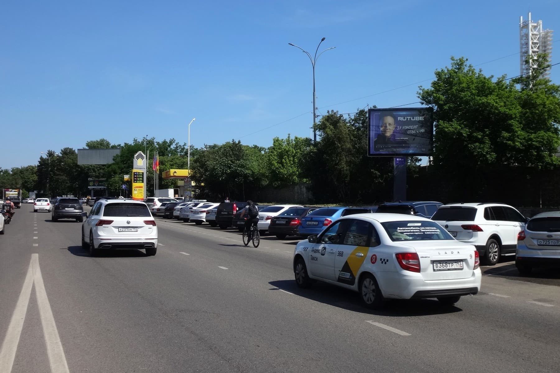 Реклама 2.7x3.7 по адресу Вишняковой ул., 146/1 (позиция 2)