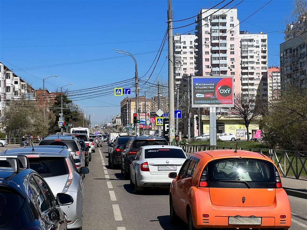 Краснодар. Восточно-Кругликовская ул.  / 40 лет Победы ул. , сторона А1