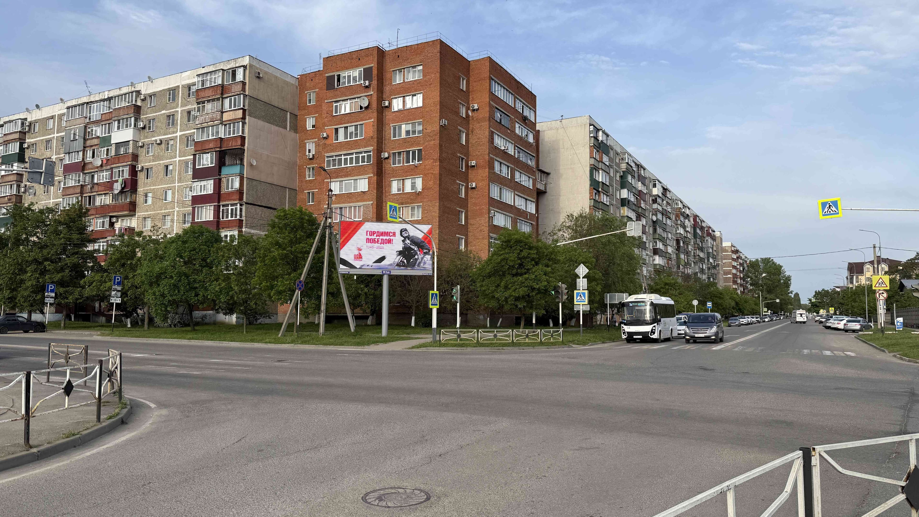 Реклама 3x6 по адресу Юннатов ул. / 12 Марта ул. 152
