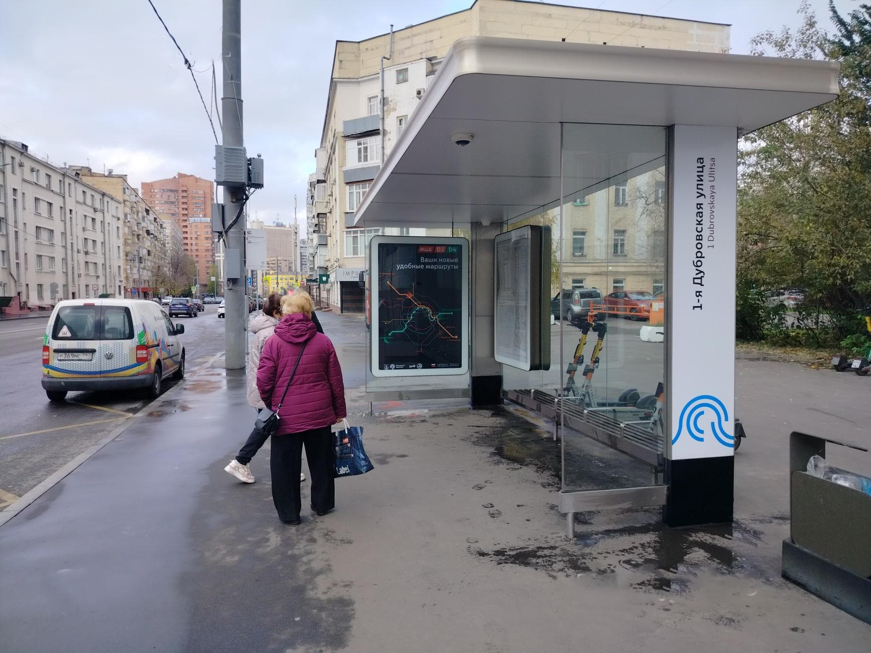 Москва. Дубровская 1-я ул.   3 - ост. "1-я Дубровская улица", сторона А