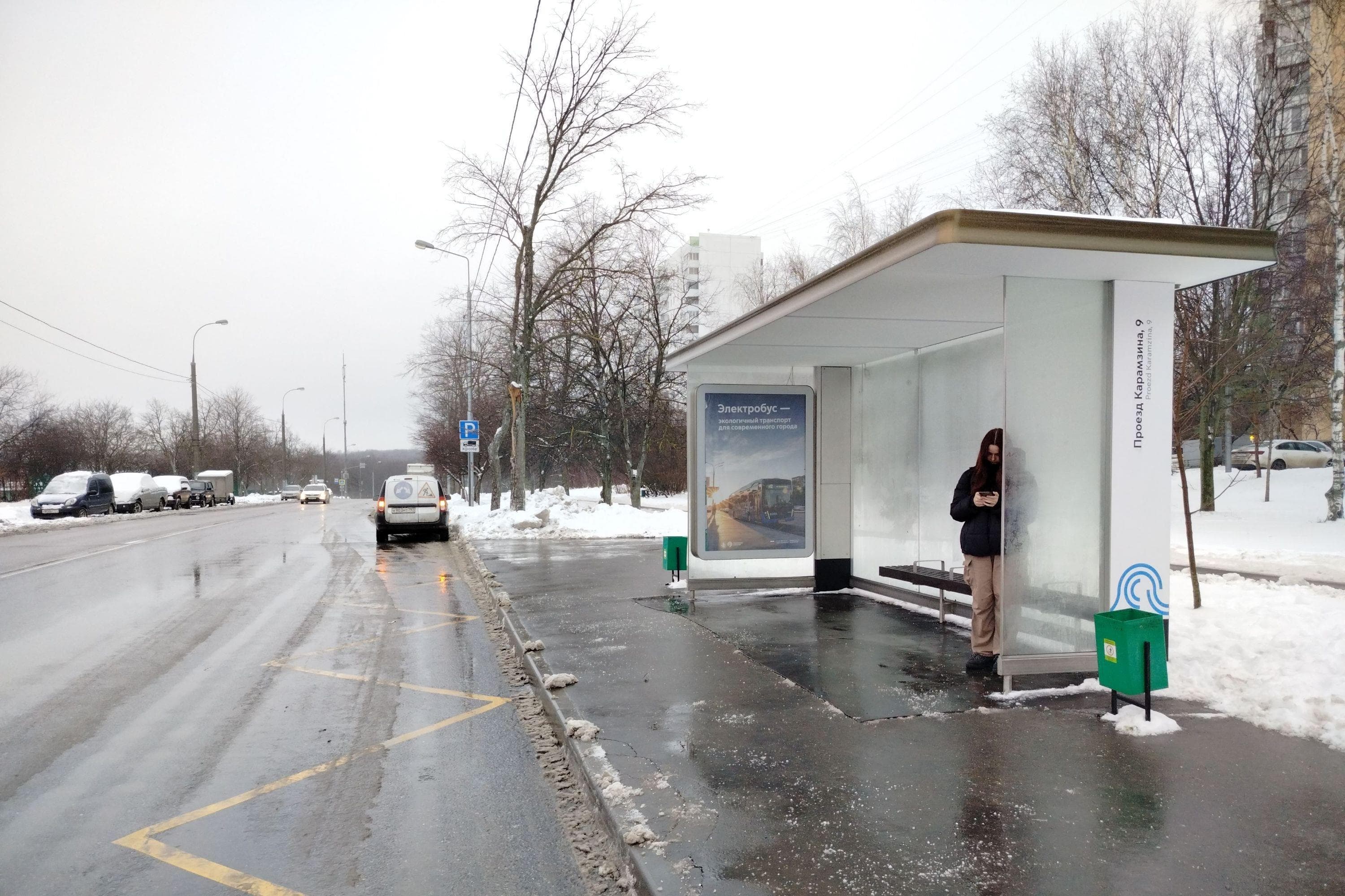 Москва. Карамзина проезд, д.9, к.1 - ост. "Карамзина проезд, 9" (в центр), сторона А