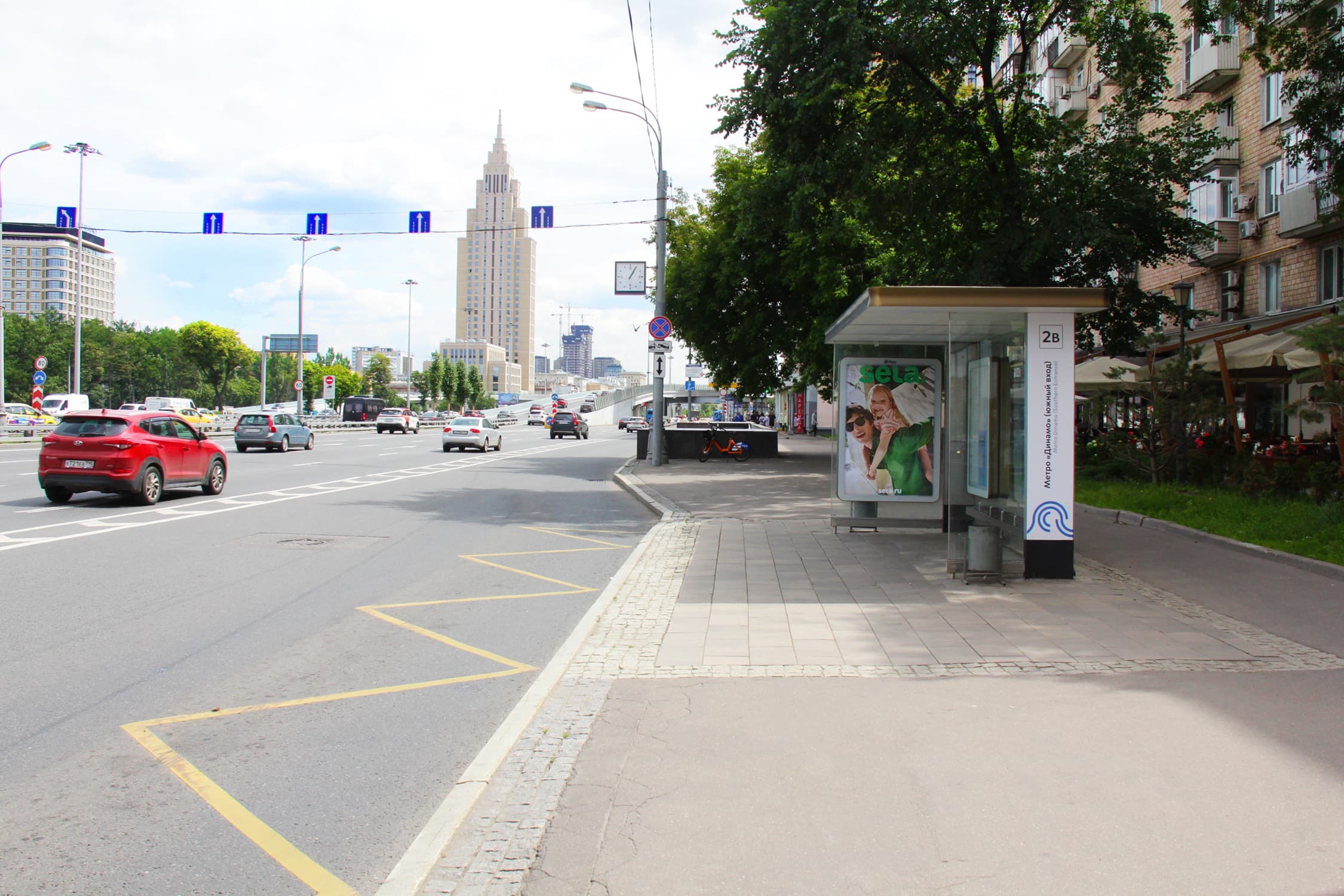 Москва. Ленинградский проспект  33к4 - ост. "Метро Динамо", сторона А