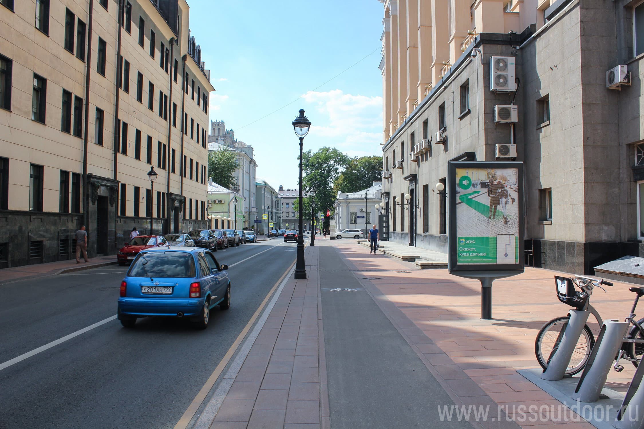Москва. Никитская М. ул.  24 стр. 2 (роллер), сторона А1