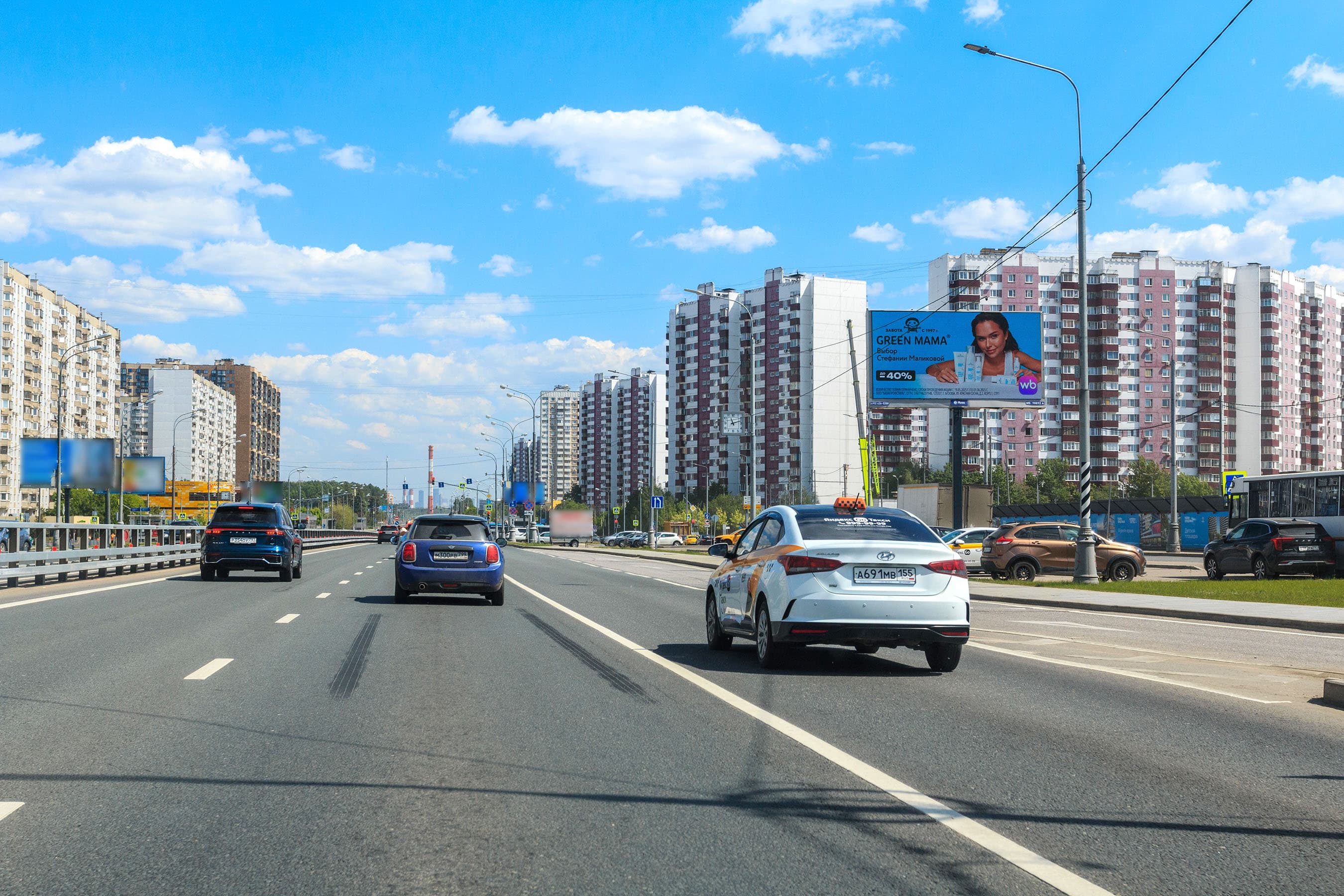 Москва. Боровское шоссе  42к1 напротив, р/п, (м. "Новопеределкино"), сторона А1