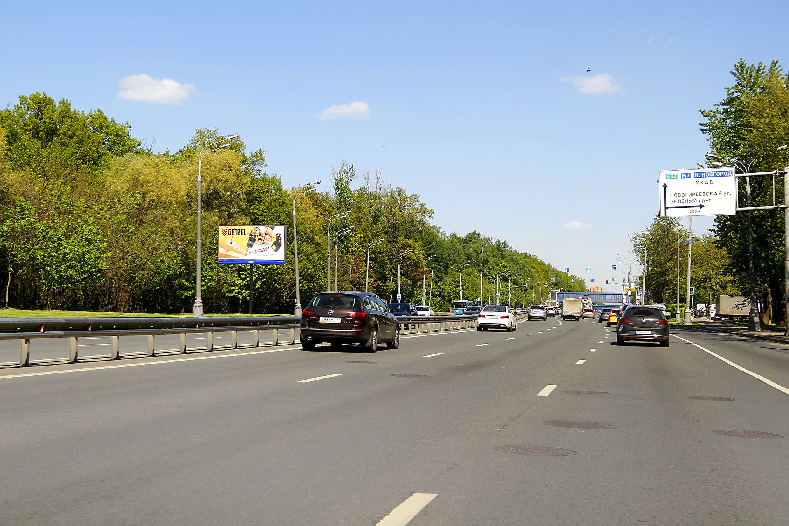 Москва. Энтузиастов ш.  78 н-в, 200 м после Х с ул. Новогиреевская, сторона Б
