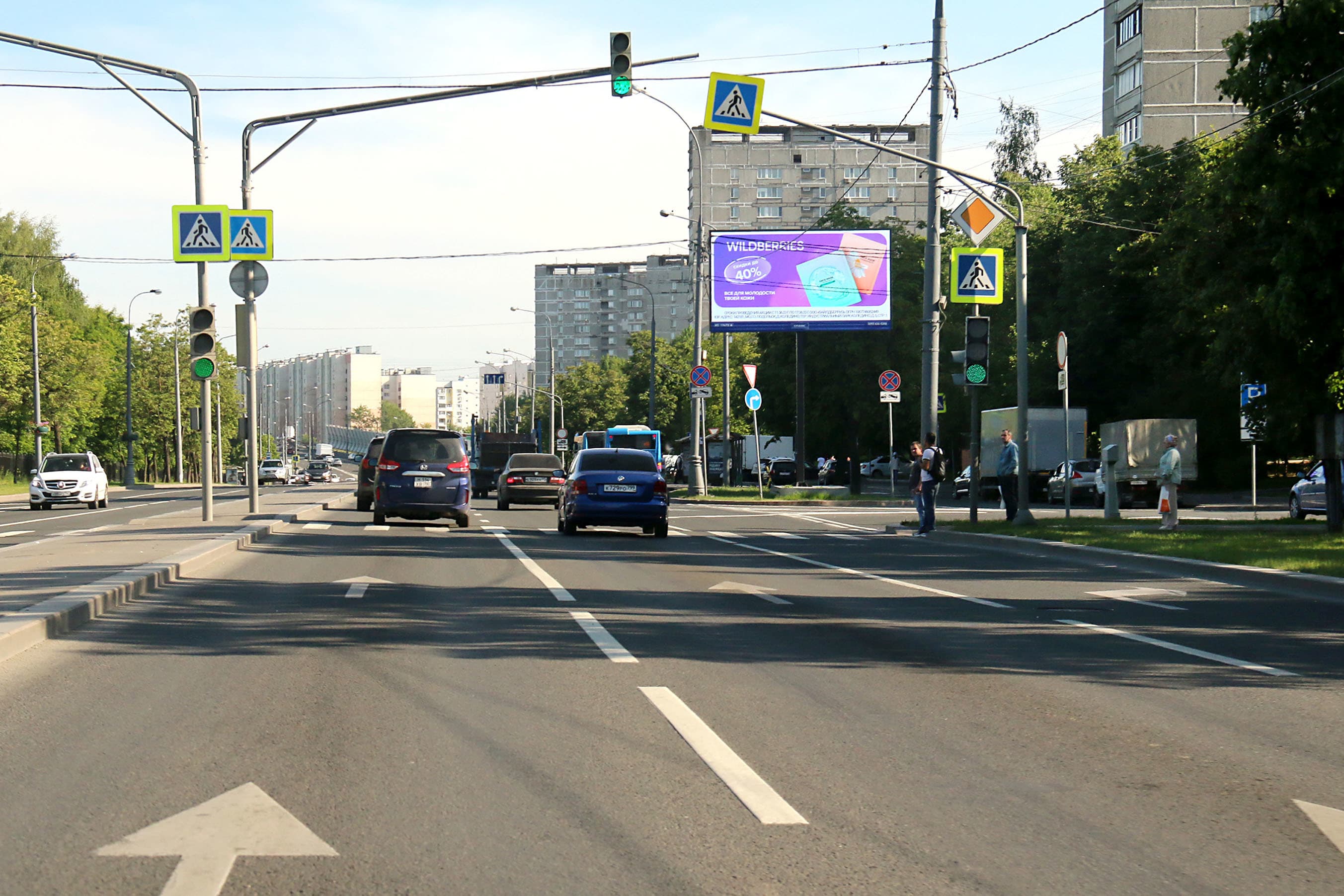 Москва. Липецкая ул.  16/14, р/п, (светофор), сторона А1