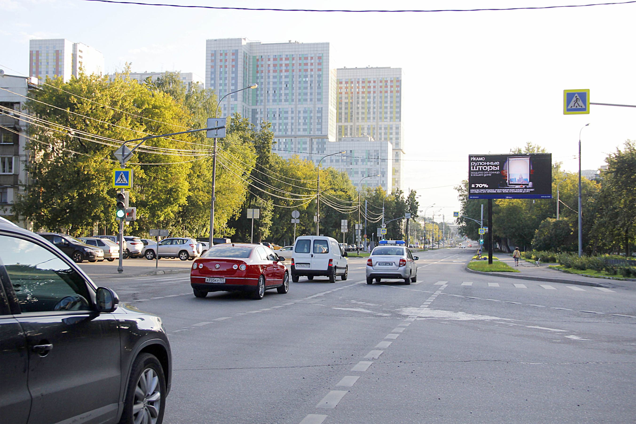 Москва. Открытое шоссе   1к3 напротив, (светофор), сторона А1