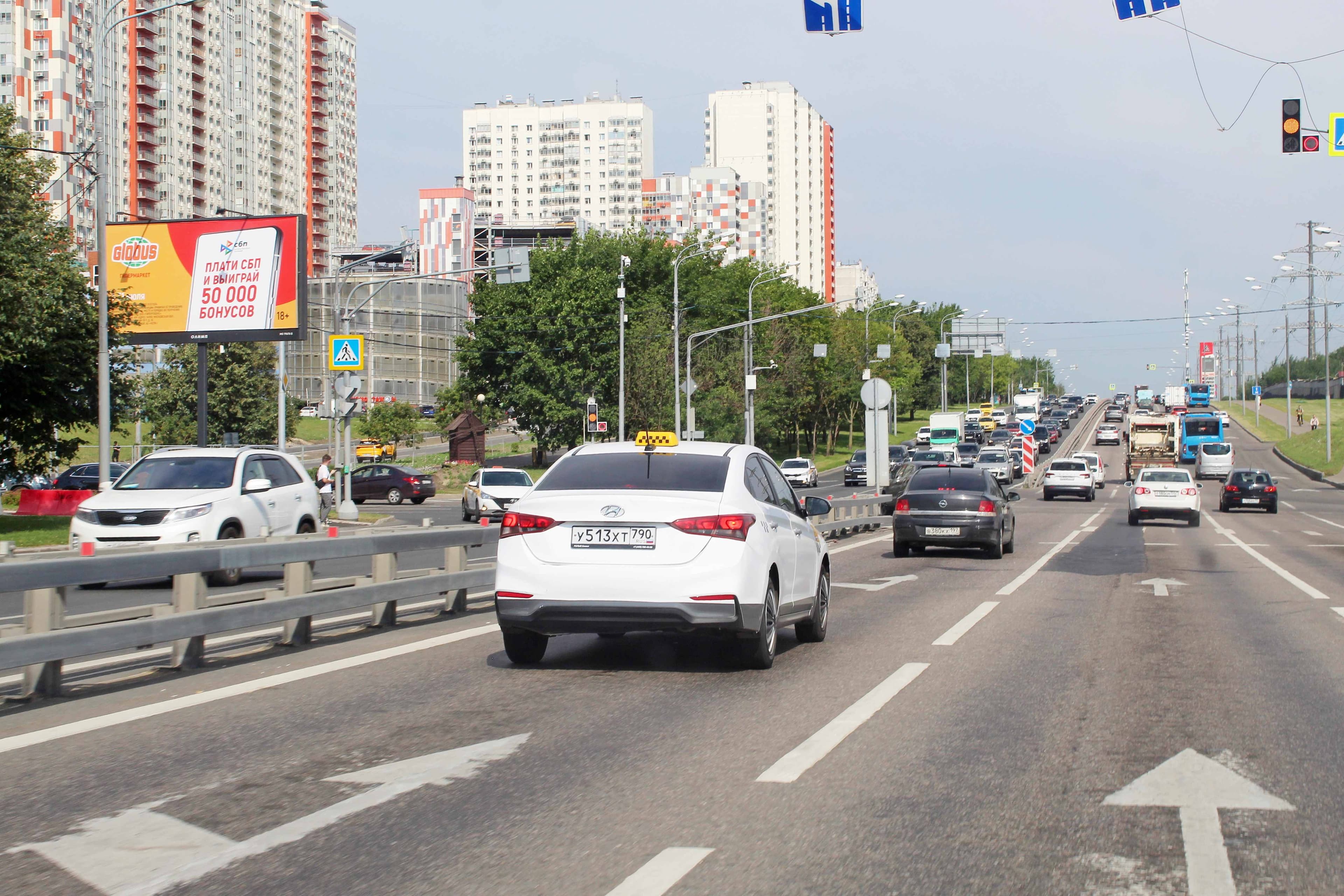 Москва. Пятницкое ш.  17к1, Х с 1-м Митинским пер., р/п (светофор), сторона Б