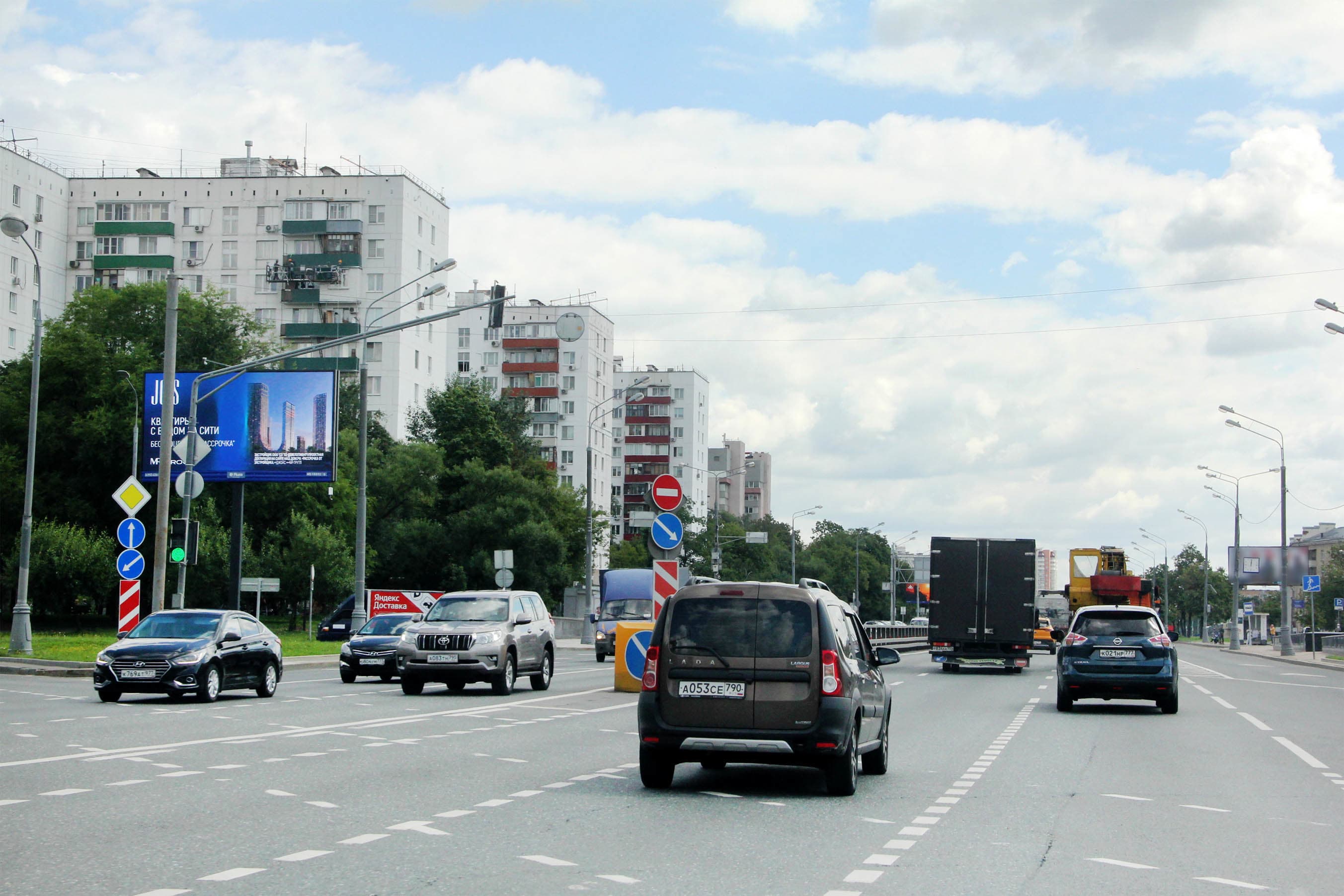 Москва. Рязанский пр-т  67-65, Х с ул. Паперника (Digital), (светофор), сторона Б1