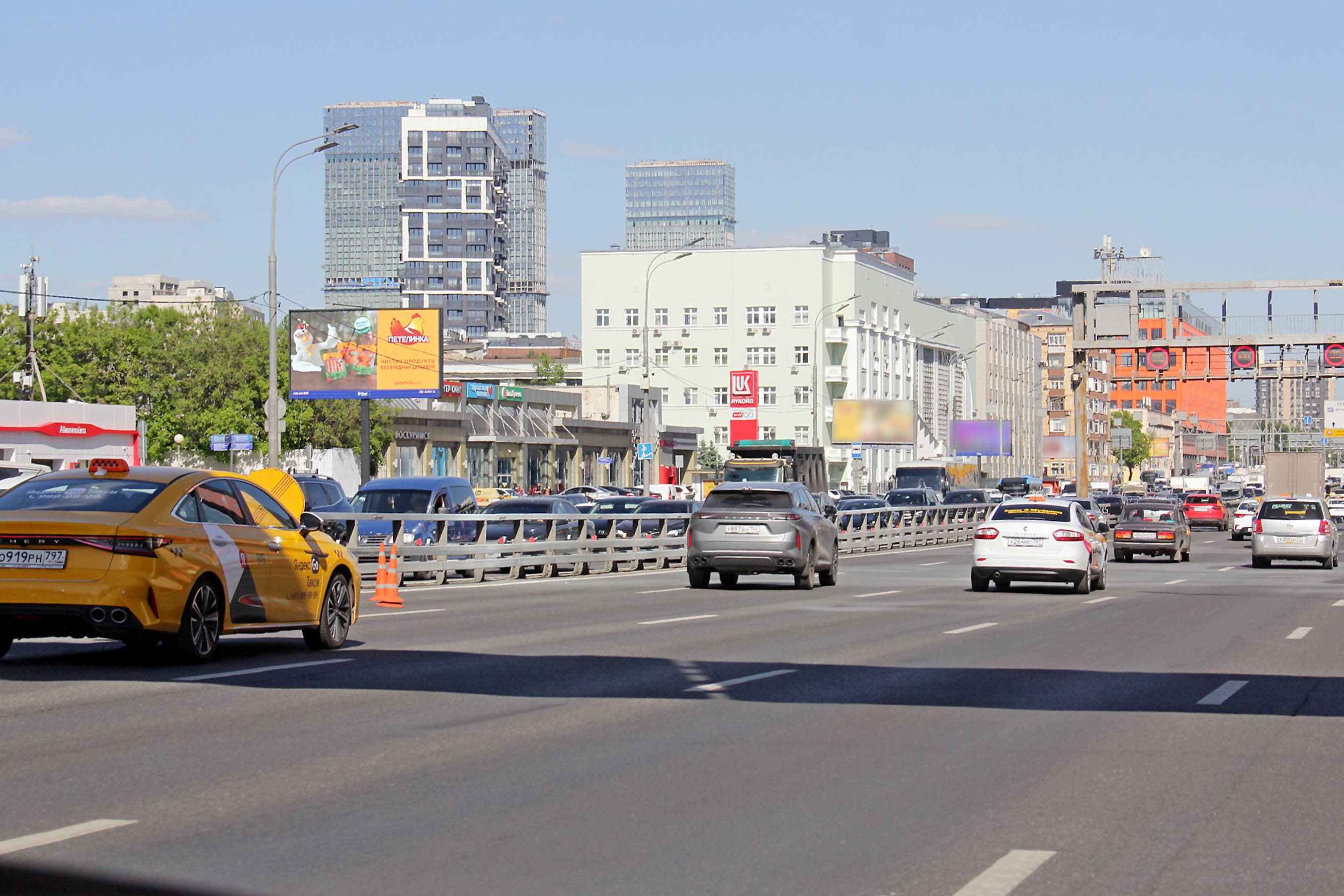 Москва. ТТК, Сущевский Вал ул.  25-23, 150 м до Х с ул. Двинцев (Digital), сторона Б1