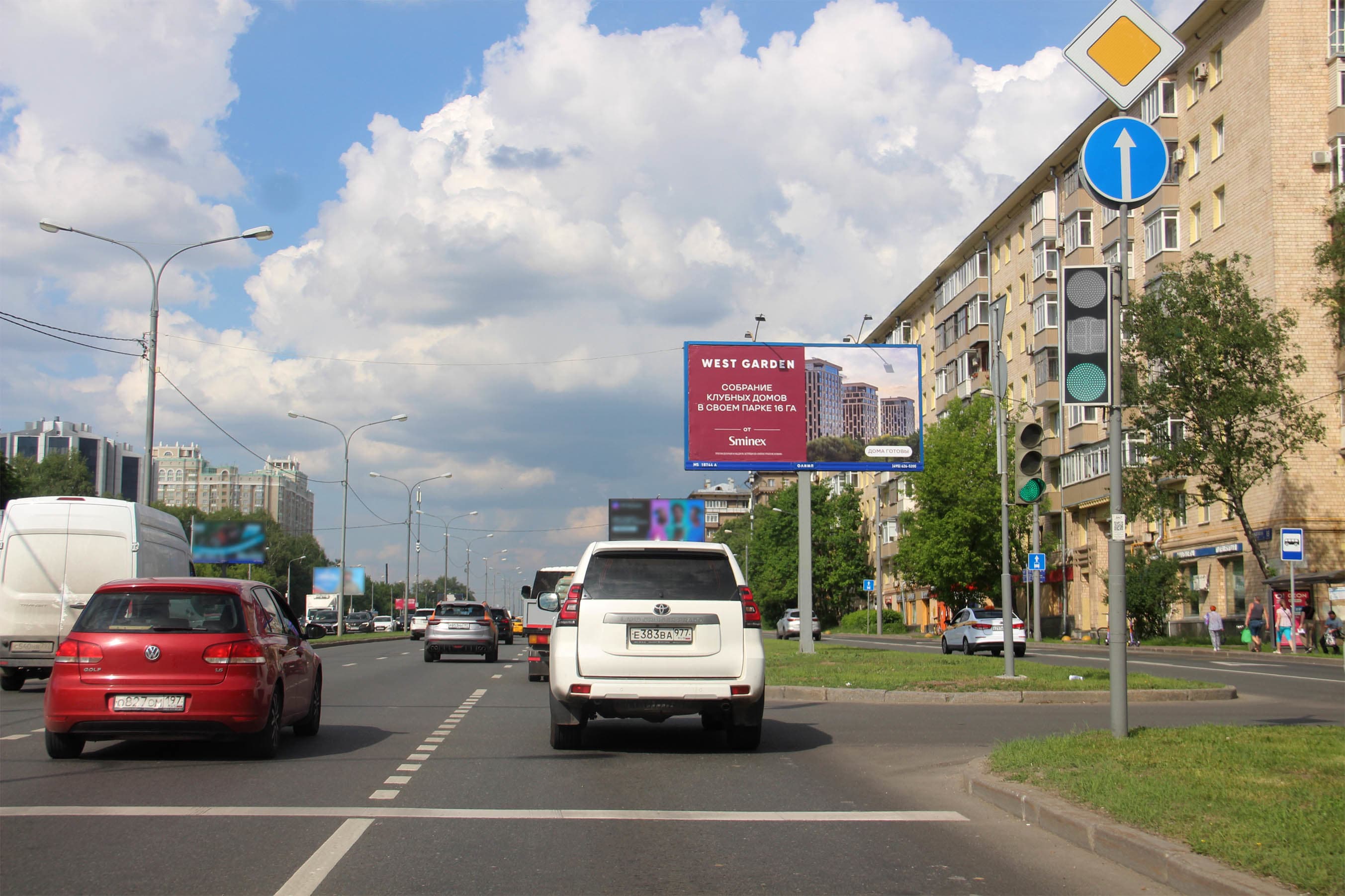 Москва. Вернадского пр-т  15, р/п, X с ул. Крупской (светофор), сторона А