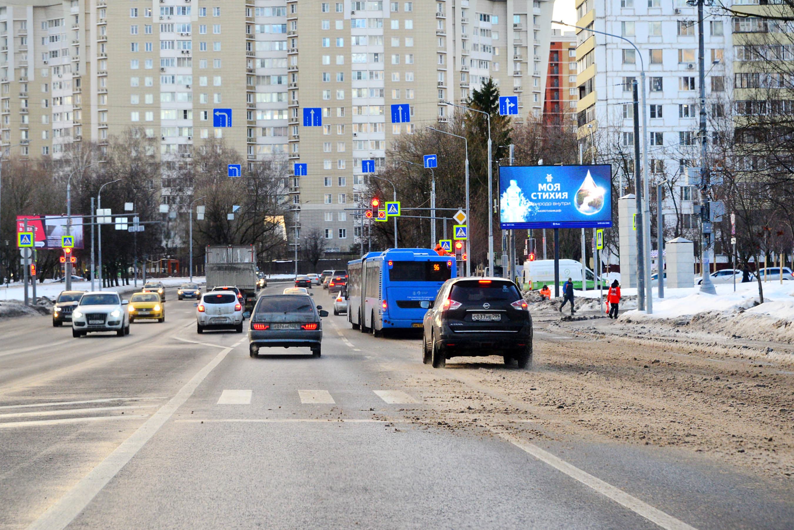 Москва. Яна Райниса бульвар  12, Х с ул. Туристская, (светофор), сторона А1