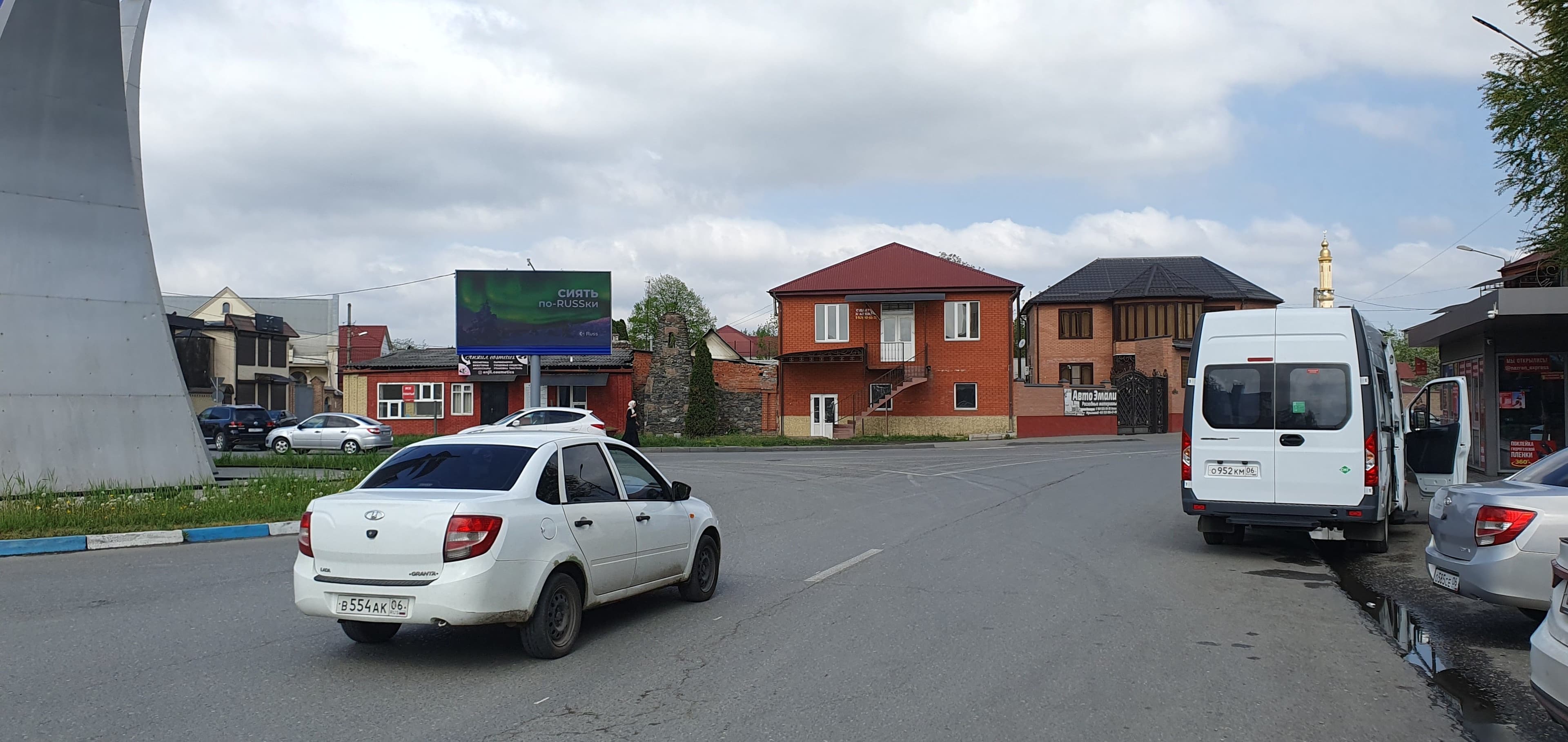 Реклама 3x6 по адресу Осканова ул. / Оздоева ул. (Digital)