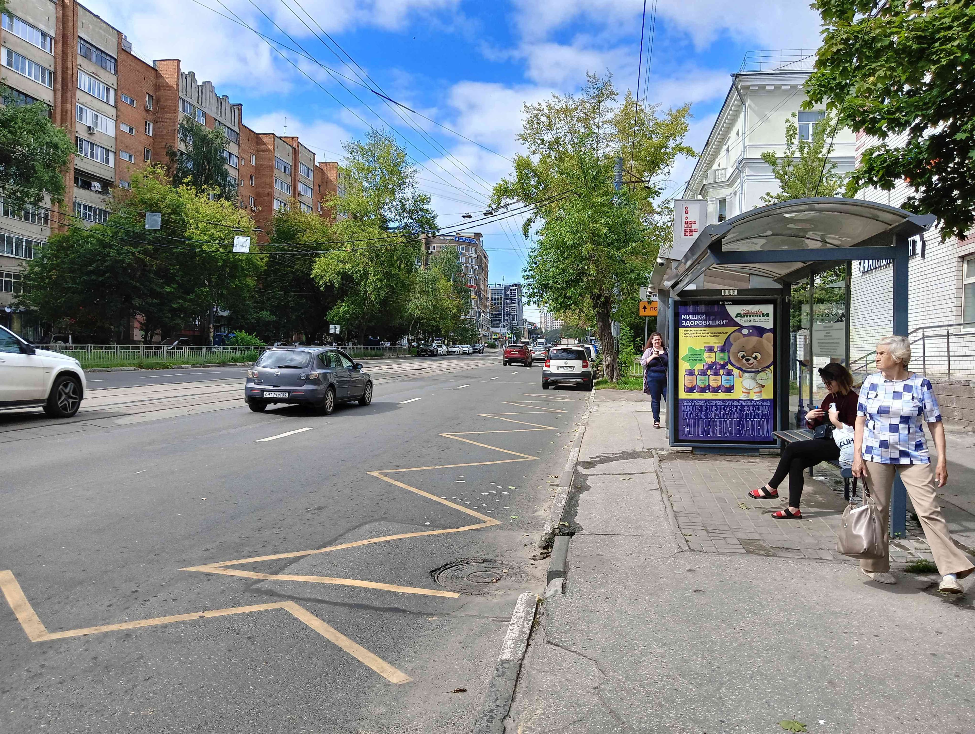 Реклама 1.2x1.8 по адресу Белинского ул. - ост."М-н Планета", в ст. Лядова пл.