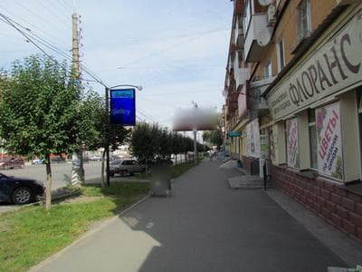 Реклама 1.2x1.8 по адресу Мира просп., 40, у магазина "МОНРО", место 1