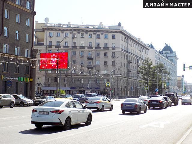 Новосибирск. Вокзальная маг-ль, 19, Советская ул.,49, бутик "Max Mara", сторона Б