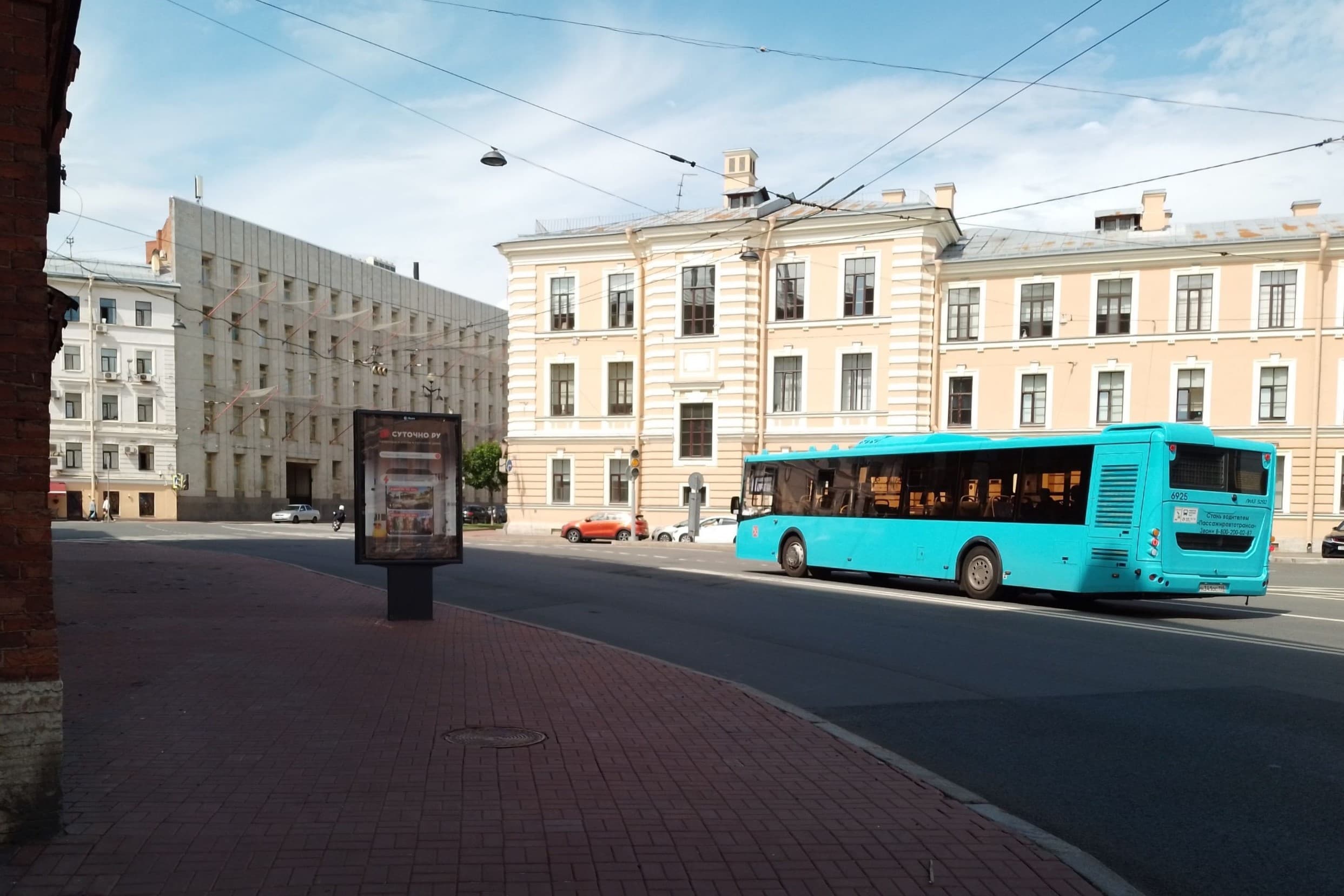 Санкт-Петербург. Бонч-Бруевича ул., д. 1, сторона Б