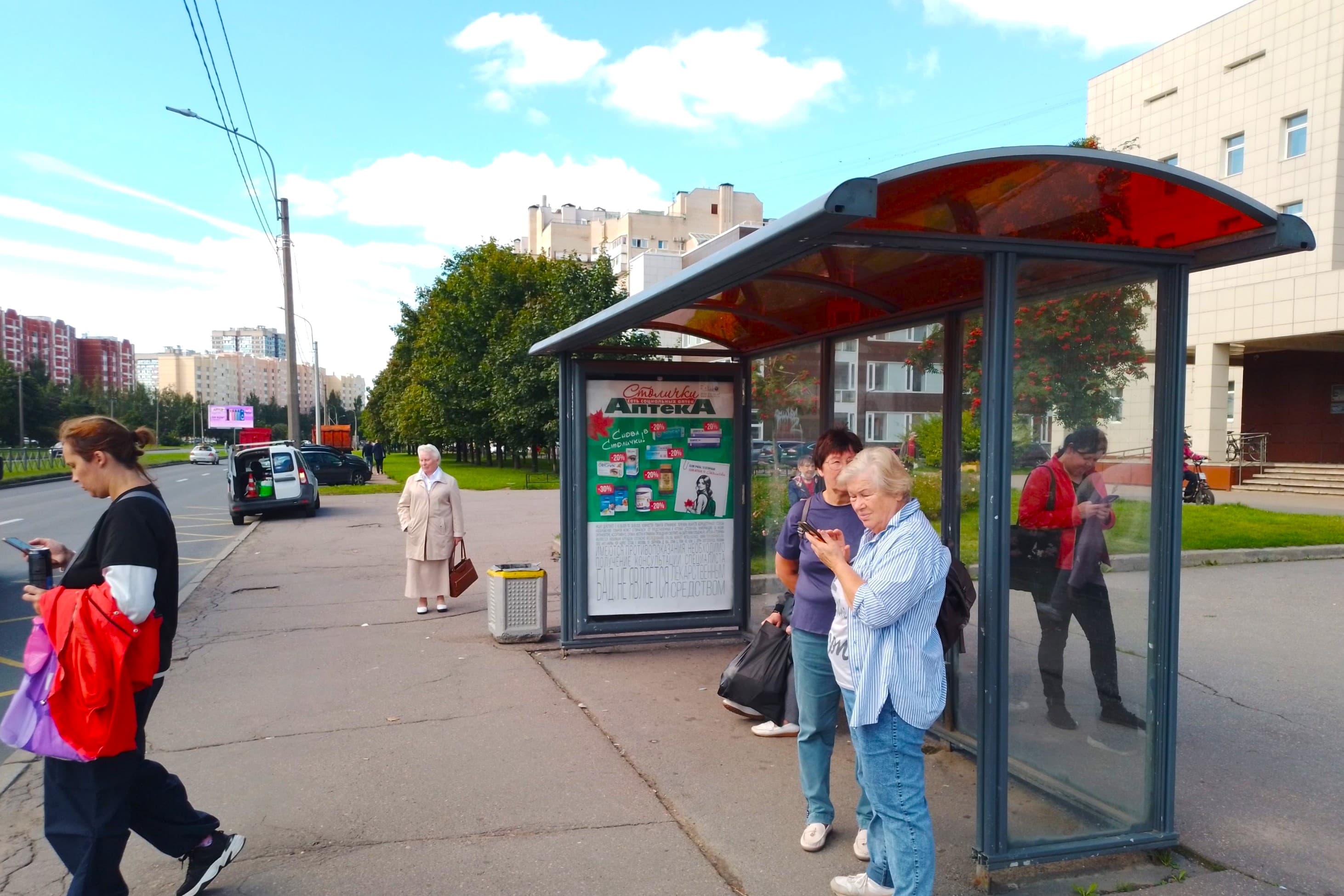 Санкт-Петербург. Вербная ул.  16 - ост. "Земский переулок", (светофор), сторона А