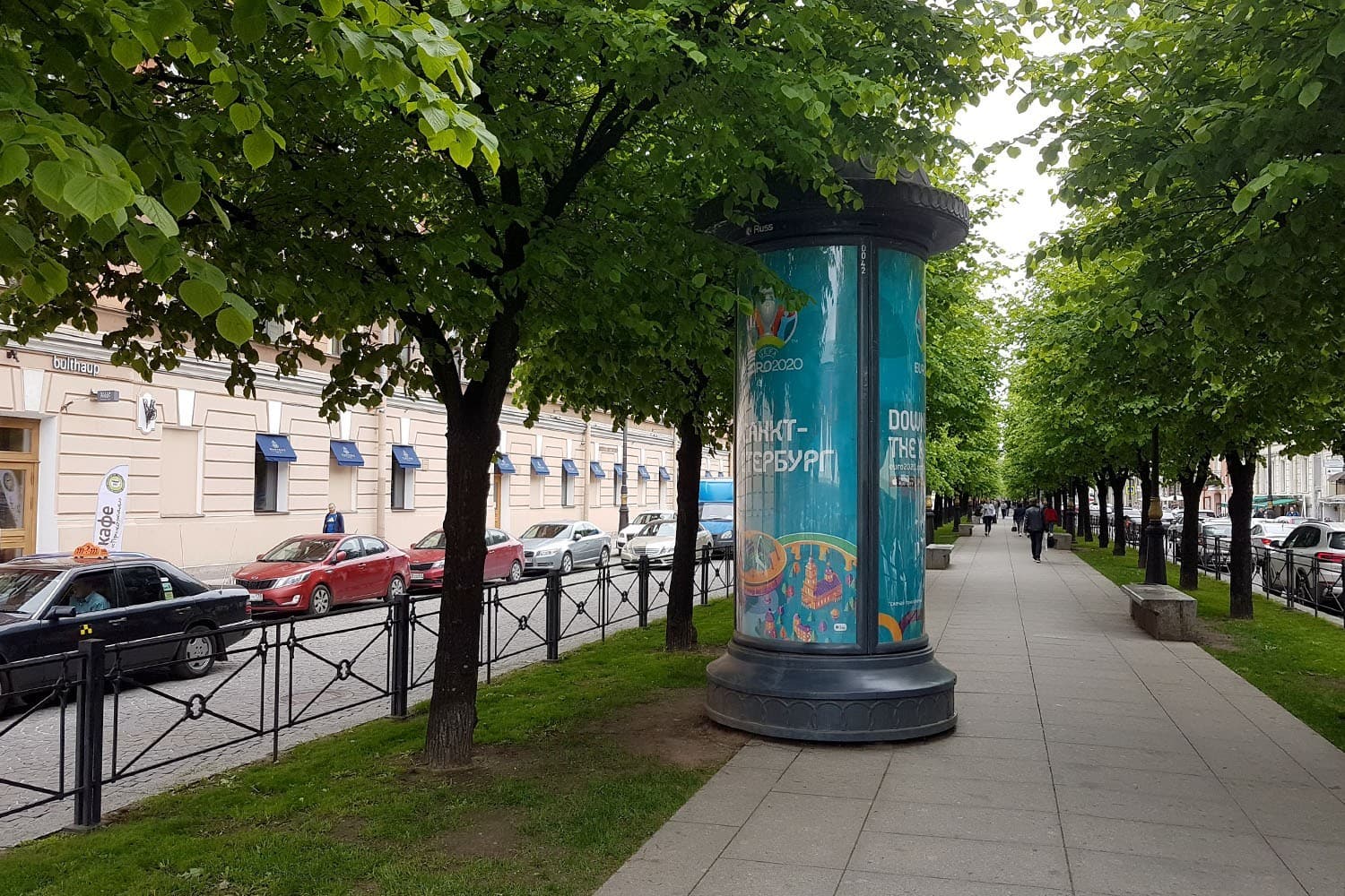 Реклама 1.4x3 по адресу Большая Конюшенная ул. 2 / Конюшенная пл.