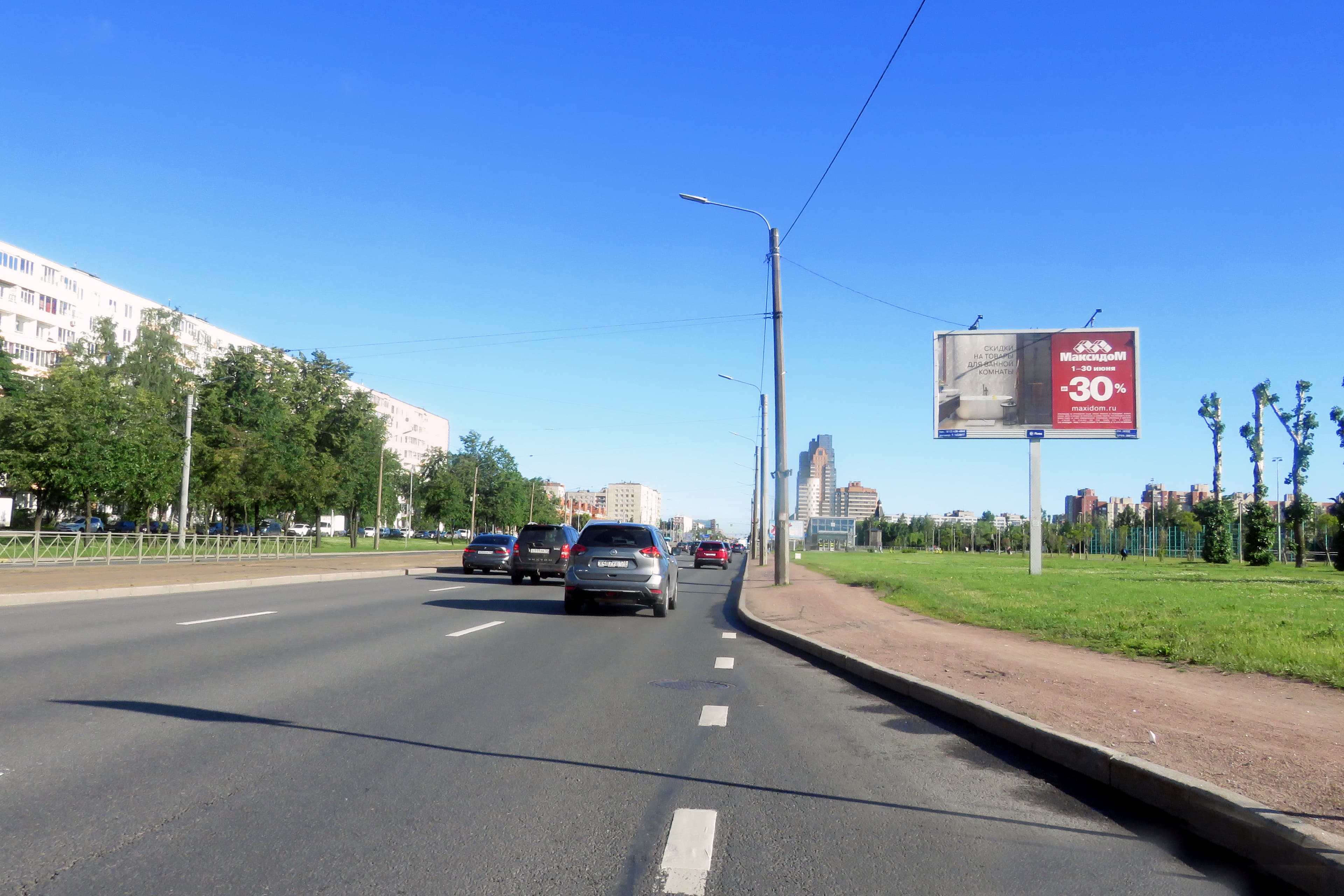 Санкт-Петербург. Бухарестская ул., д. 67, корп. 1, напротив, установка № 1, сторона А1