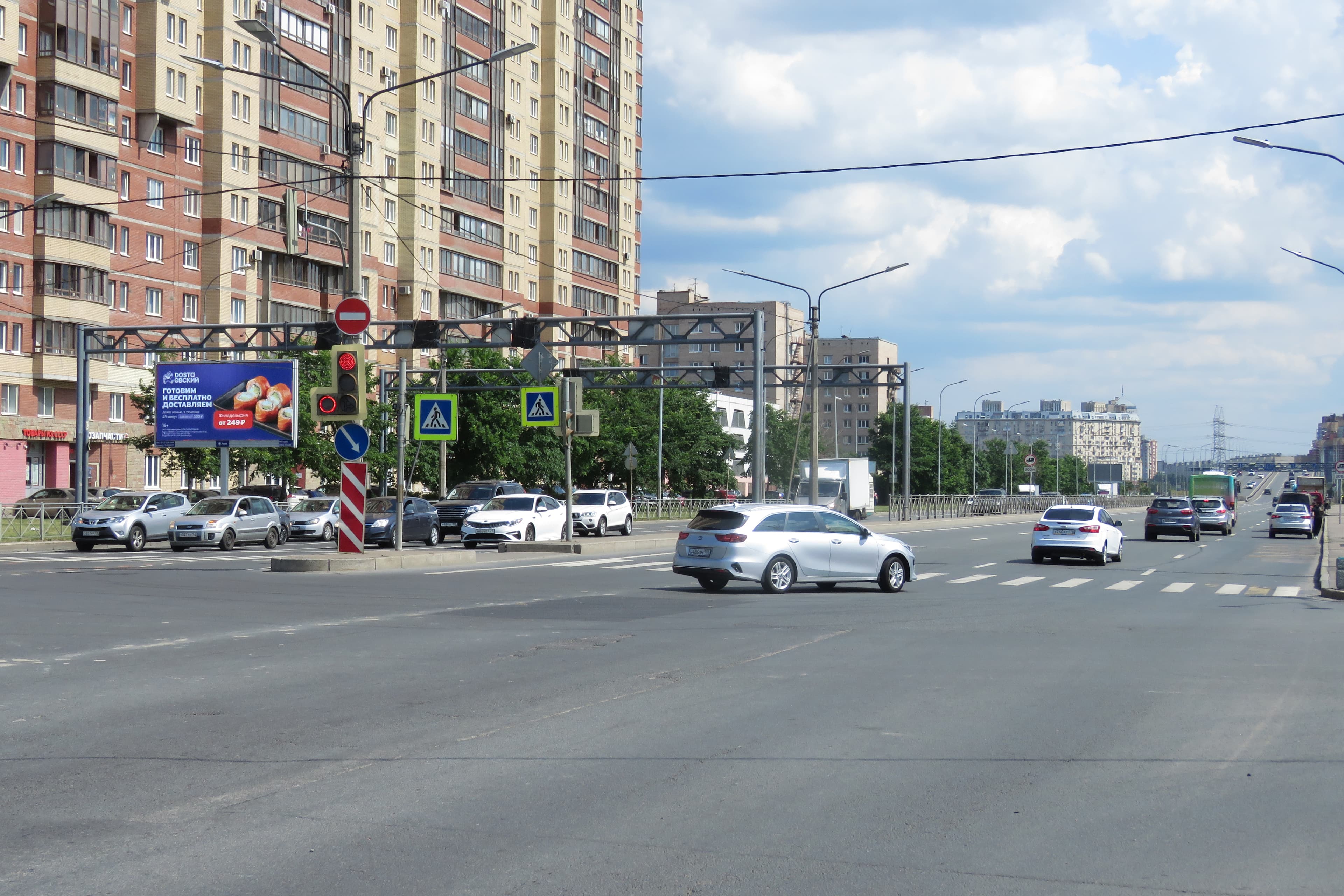Санкт-Петербург. Дунайский пр. 28 к.2 / Космонавтов пр. (к Витебскому пр.), сторона Б