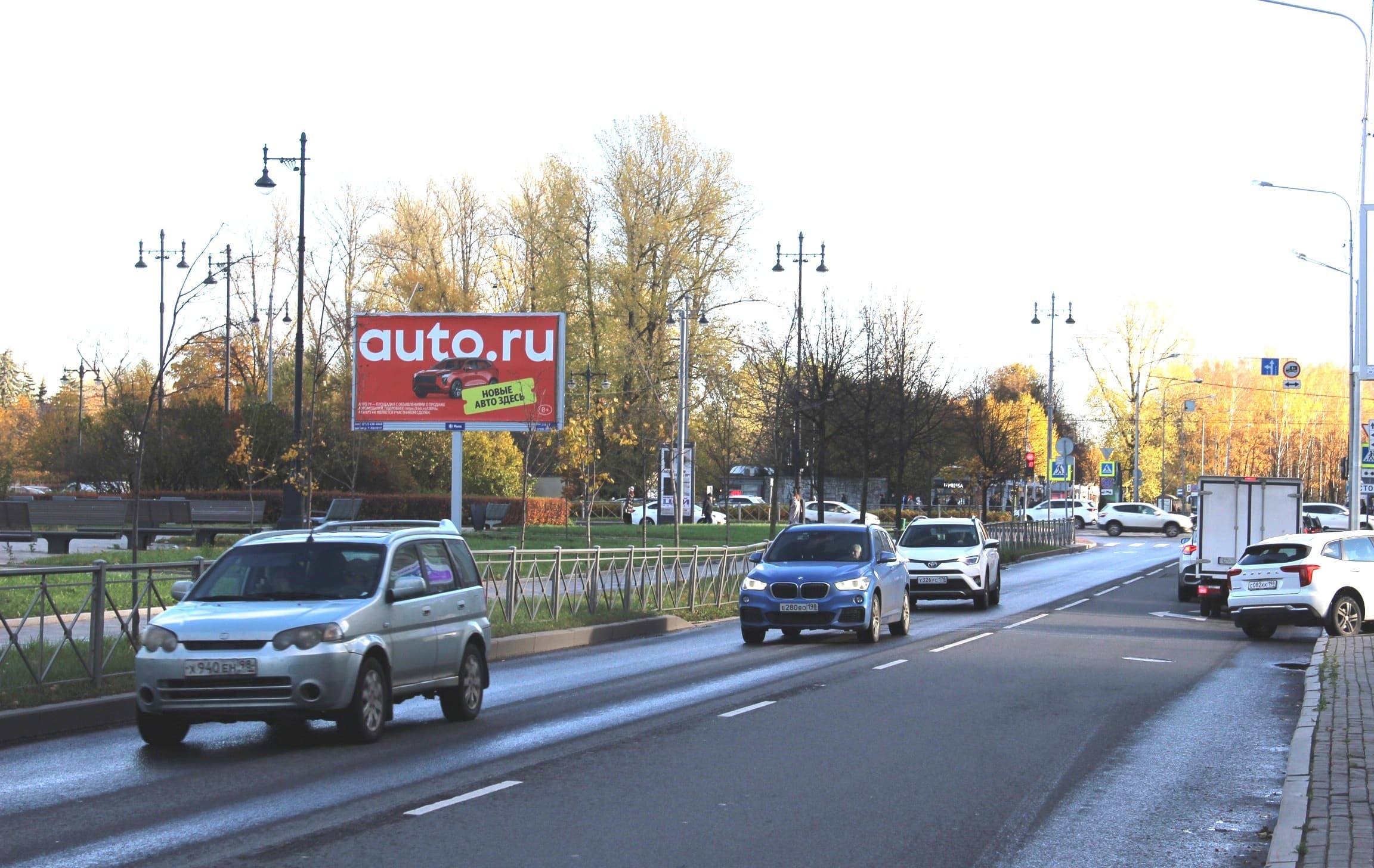 Санкт-Петербург. Московский пр. /Бассейная ул., напротив ст. м. "Парк Победы", сторона Б