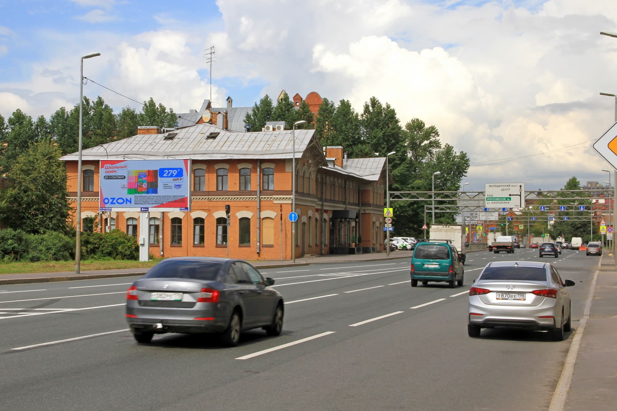 Санкт-Петербург. Обуховской Обороны пр. 261 к 5 (в центр) DIGITAL, сторона А1