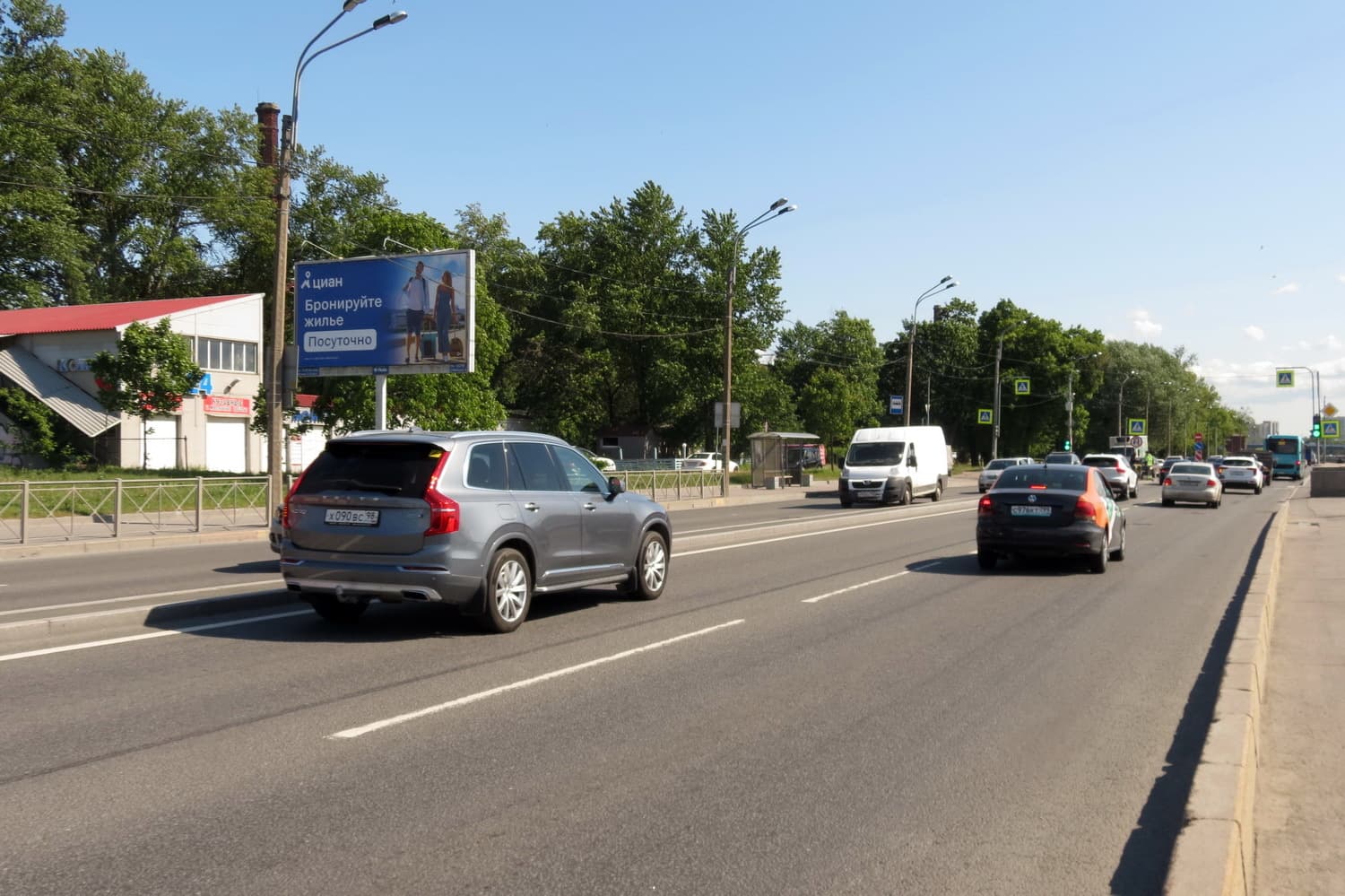 Санкт-Петербург. Октябрьская наб. 48 к.3 / Тельмана ул. (из центра), сторона Б