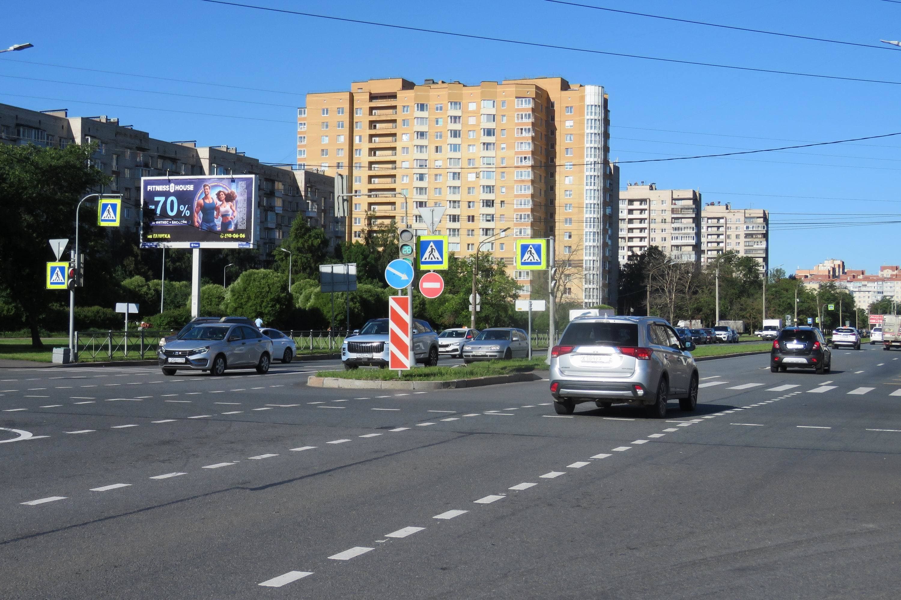 Санкт-Петербург. Орджоникидзе ул. / Витебский пр. 65 только ВИНИЛ, сторона Б1