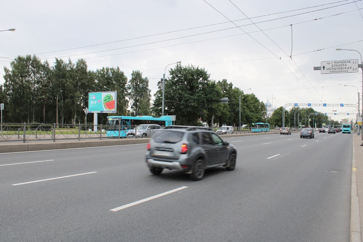 Санкт-Петербург. Пискаревский пр. 45 А / Куракина ул. (в центр), сторона Б