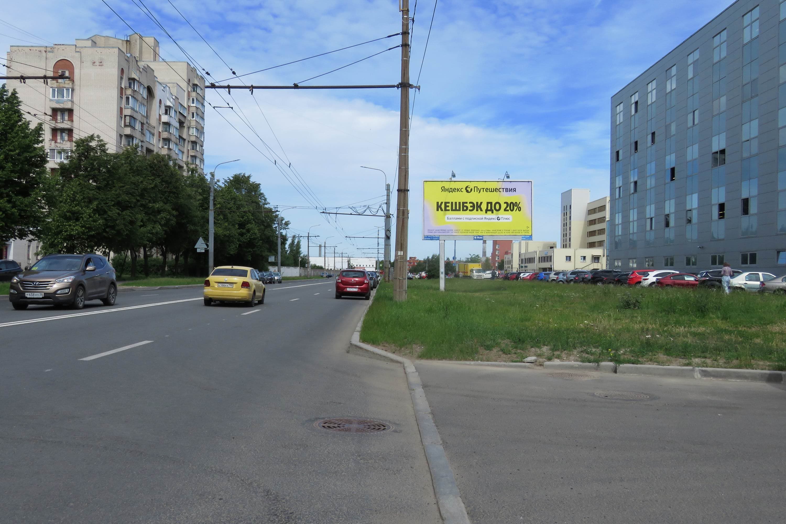 Санкт-Петербург. Пражская ул.  10, 380 м до Х с ул. Фучика, сторона А