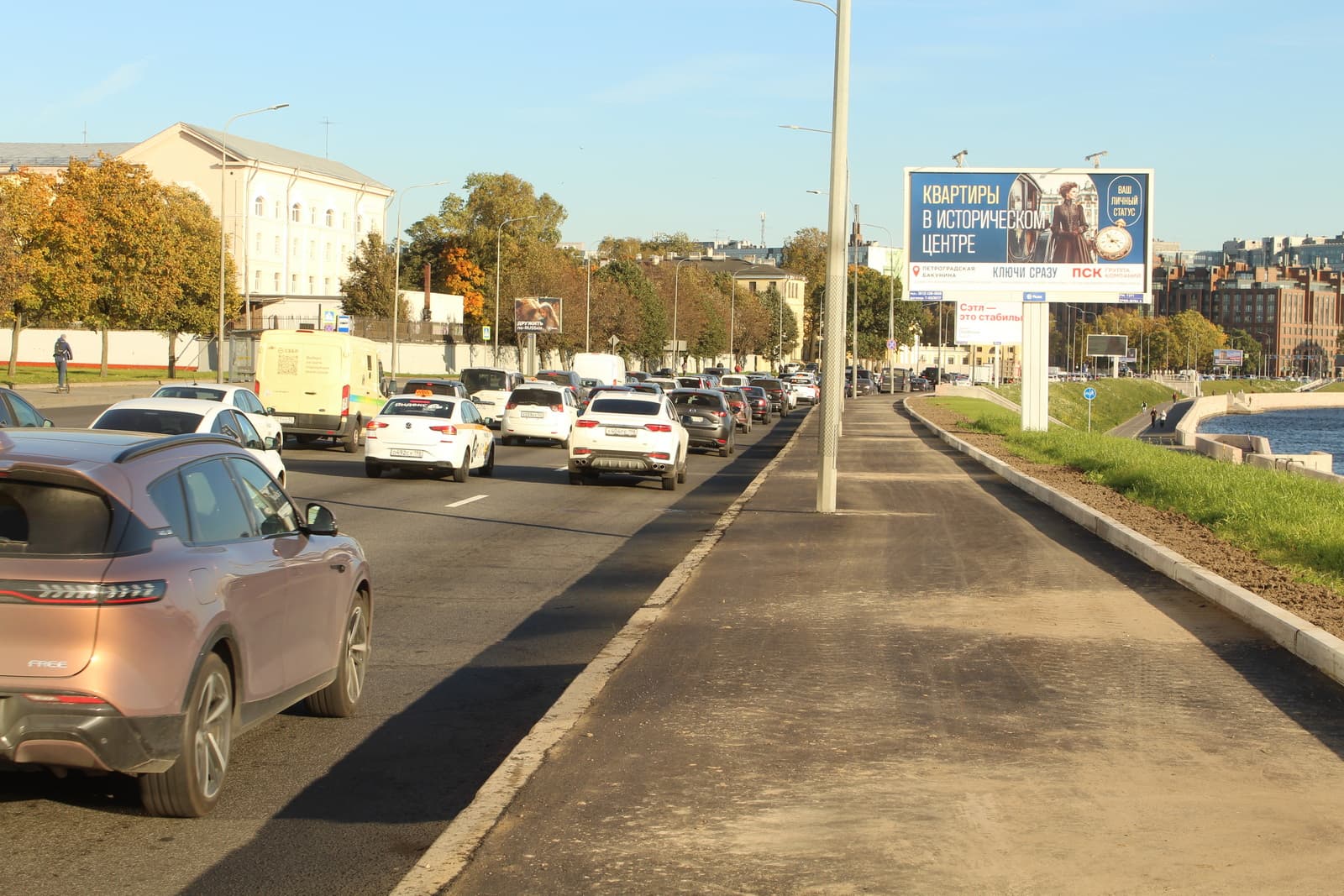 Санкт-Петербург. Свердловская наб.  18Н напротив, сторона А