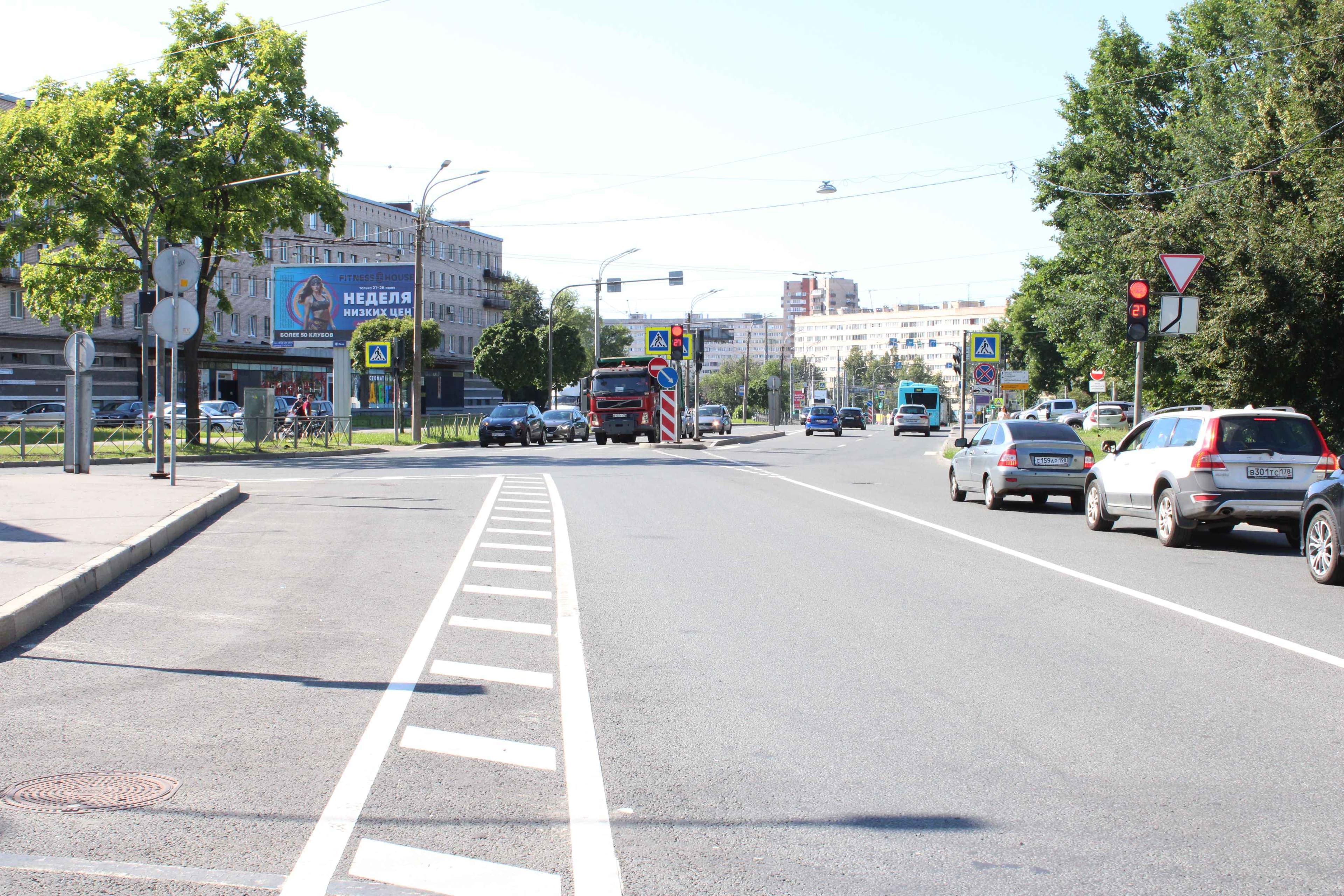 Санкт-Петербург. Трамвайный пр., 3 / Зины Портновой ул. (обзор ограничен), сторона Б