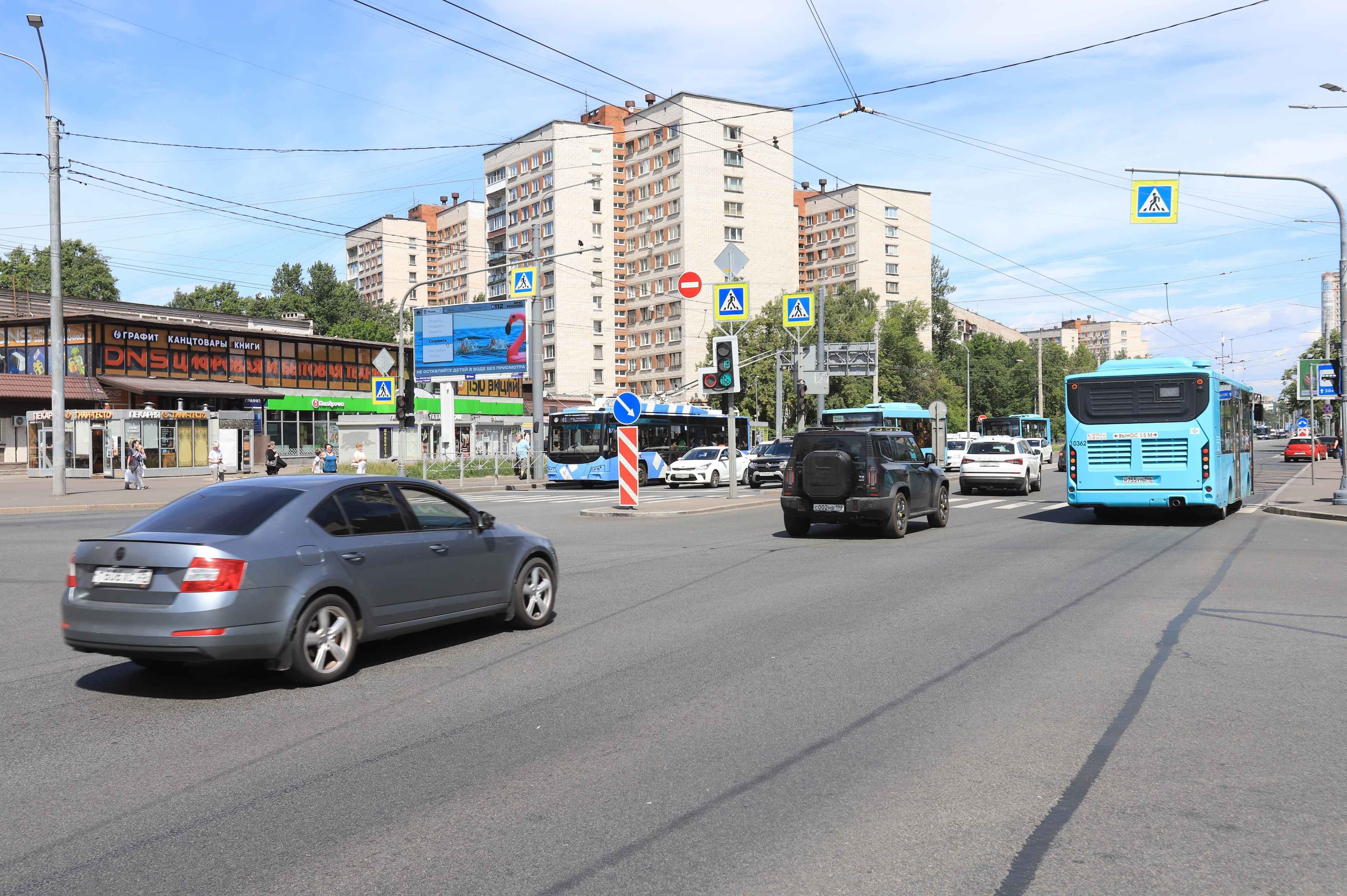 Санкт-Петербург. Ветеранов пр. 53 / Лёни Голикова ул. DIGITAL, сторона Б1