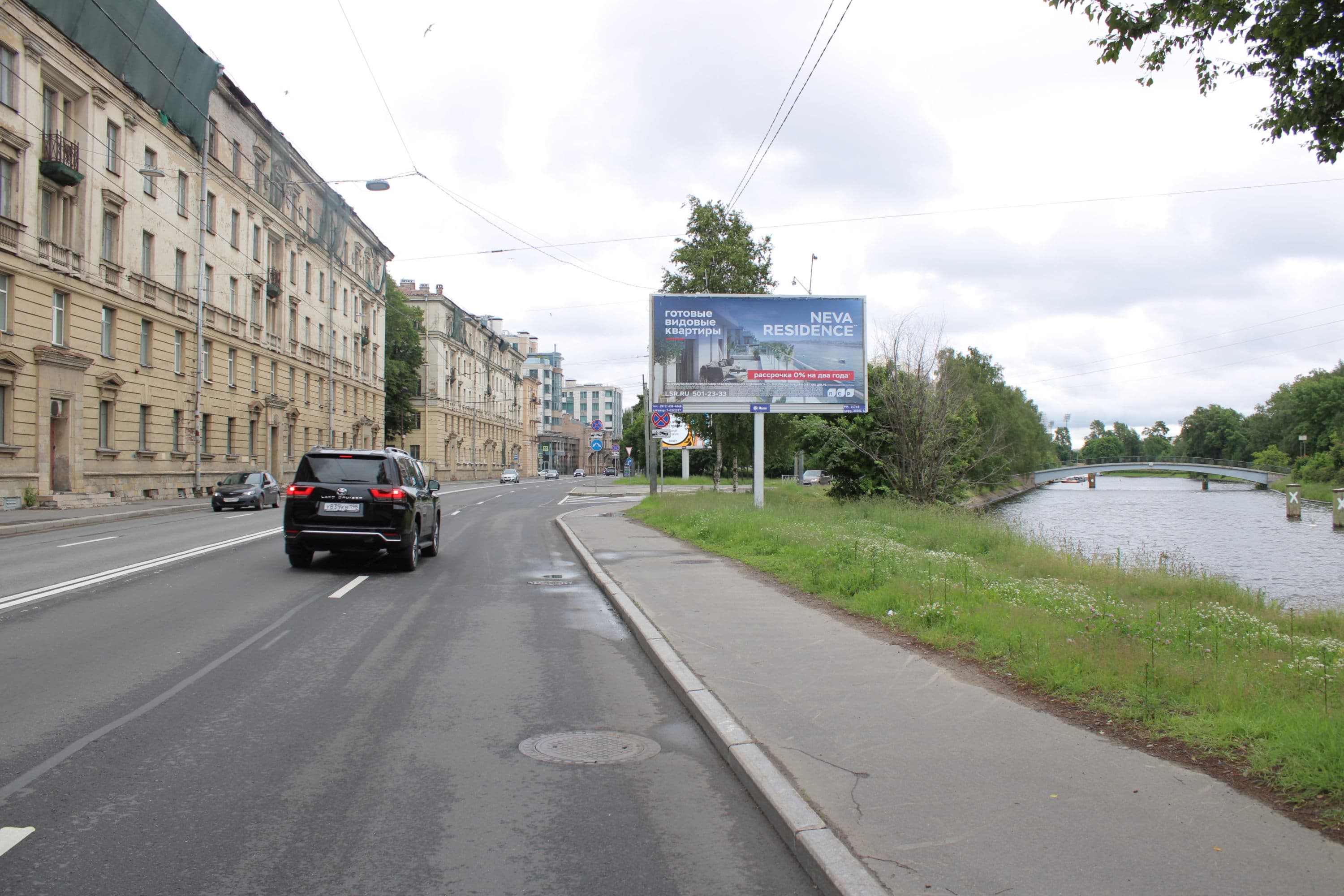 Санкт-Петербург. Ждановская ул.  35 напротив, Х со Ждановской наб., сторона А