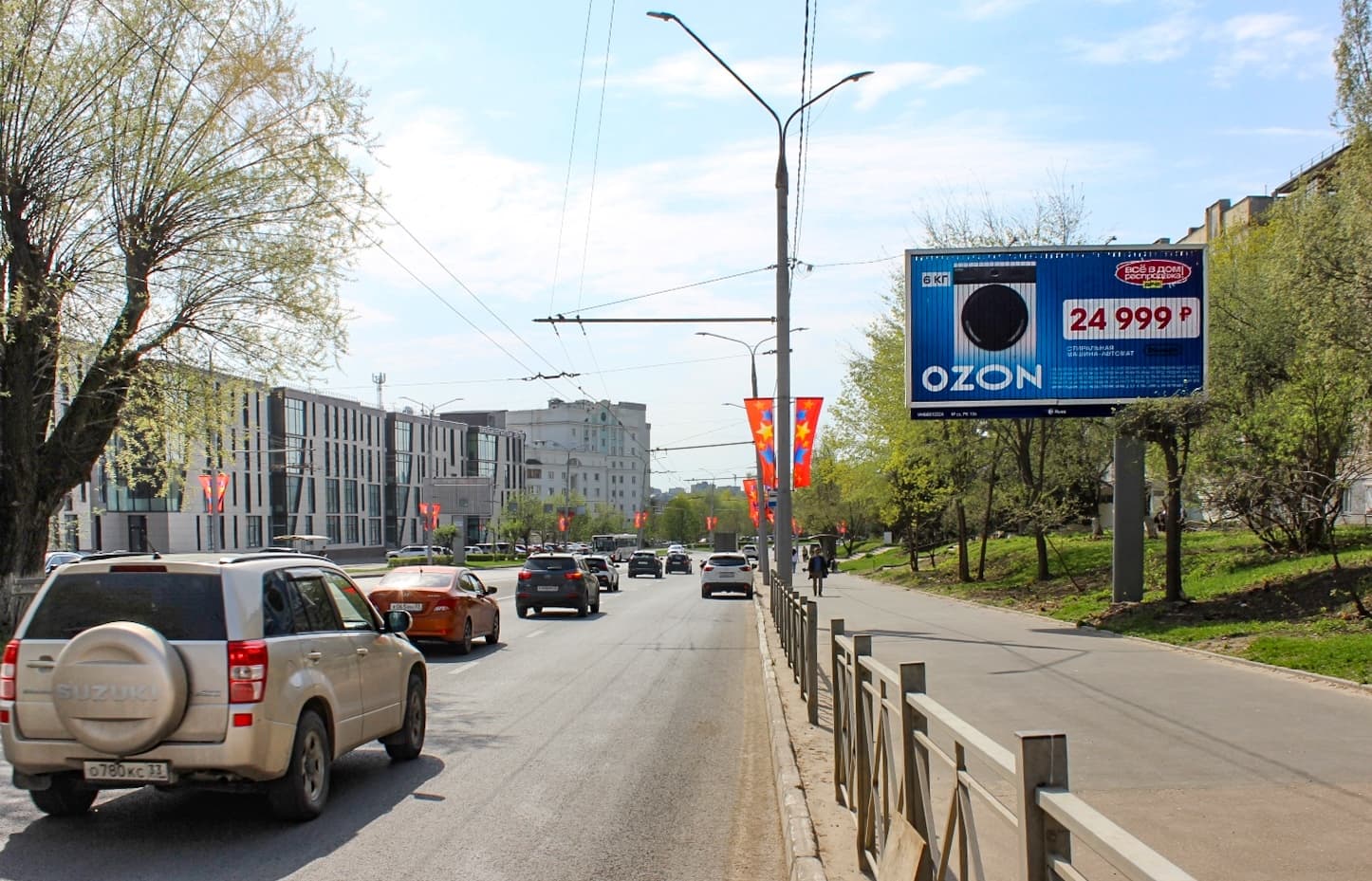 Владимир. Мира ул.  21, после Х с ул. Горького, (светофор), сторона А1