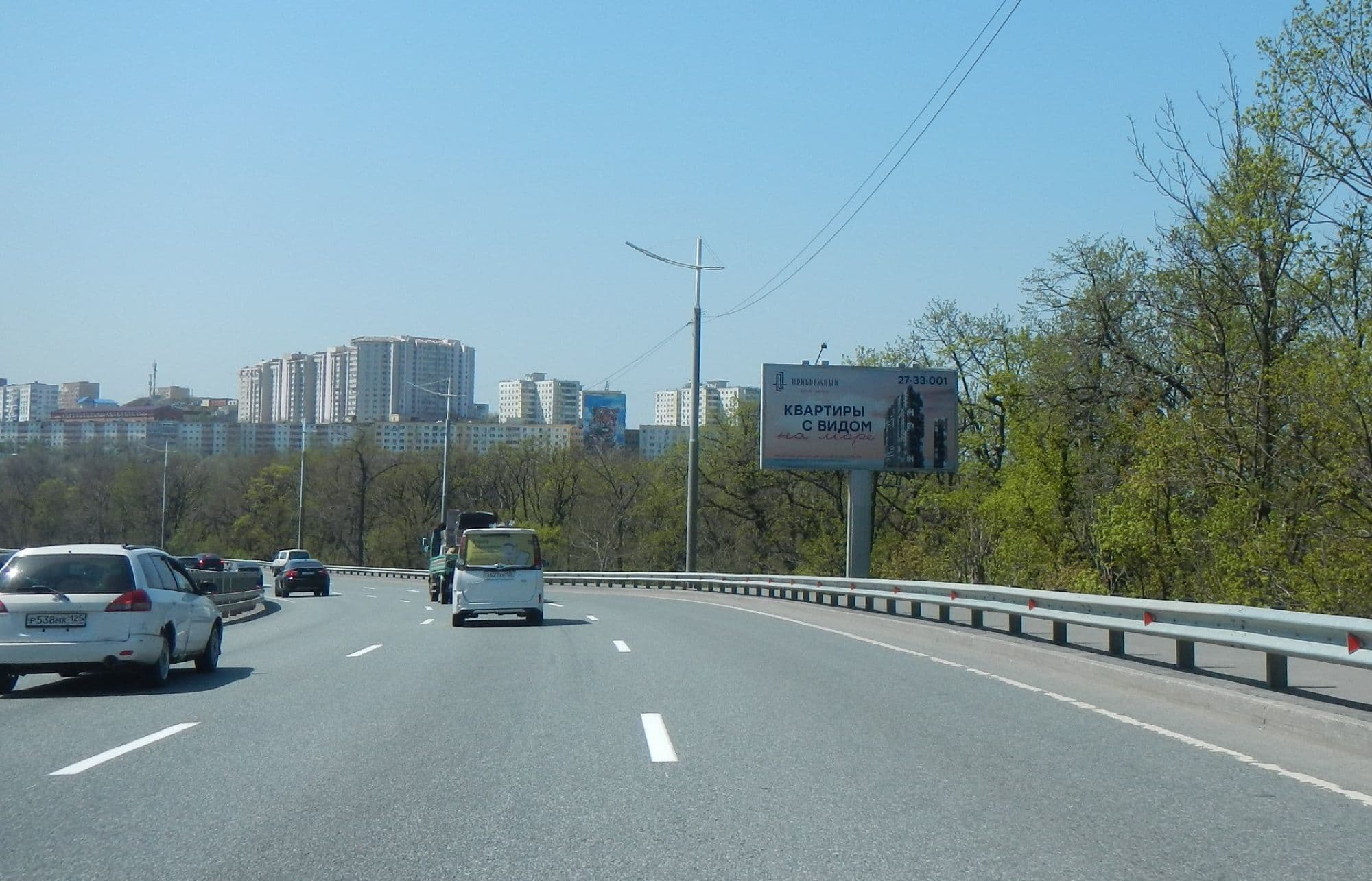 Владивосток. 100-лет Вл-ку, 157-159а (ост. Ф-ка Заря), А (№ 82), сторона А