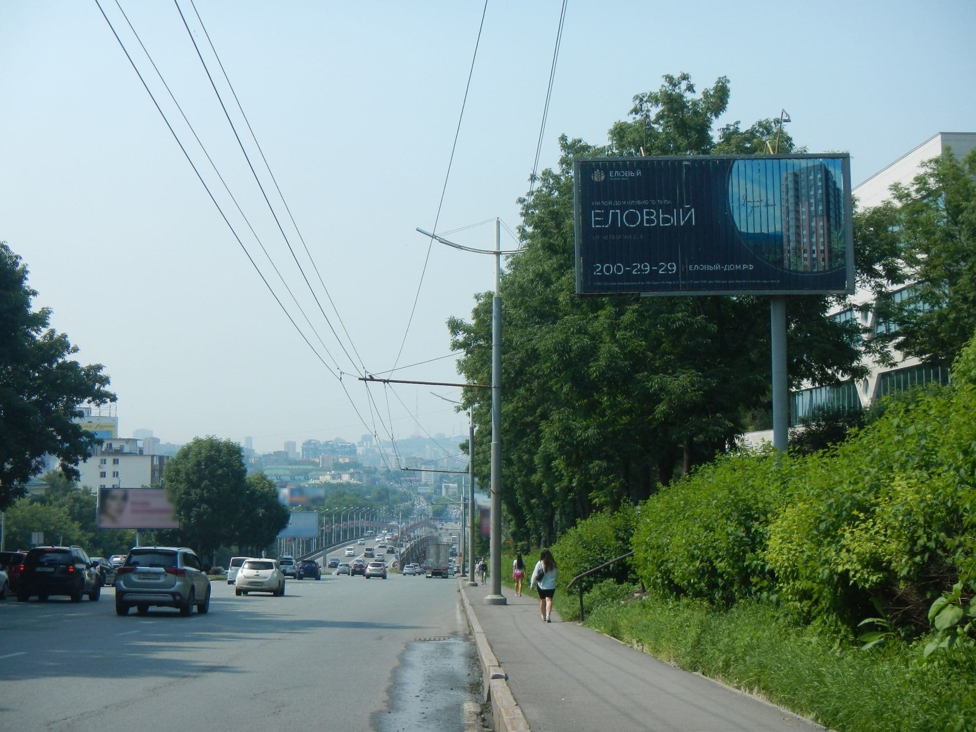 Владивосток. 100-летия Владивостока проспект, 129а (призматрон), сторона А1