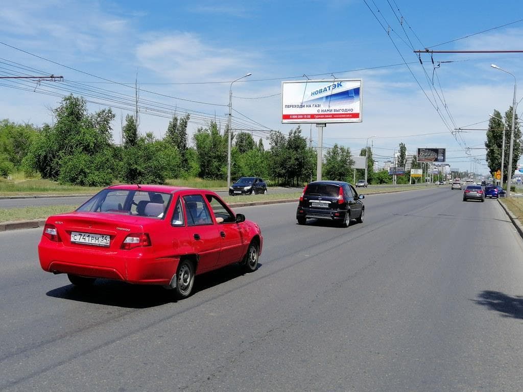 Волгоград. 64-ой Армии ул. (250 м от остановки Электронмаш), сторона А1