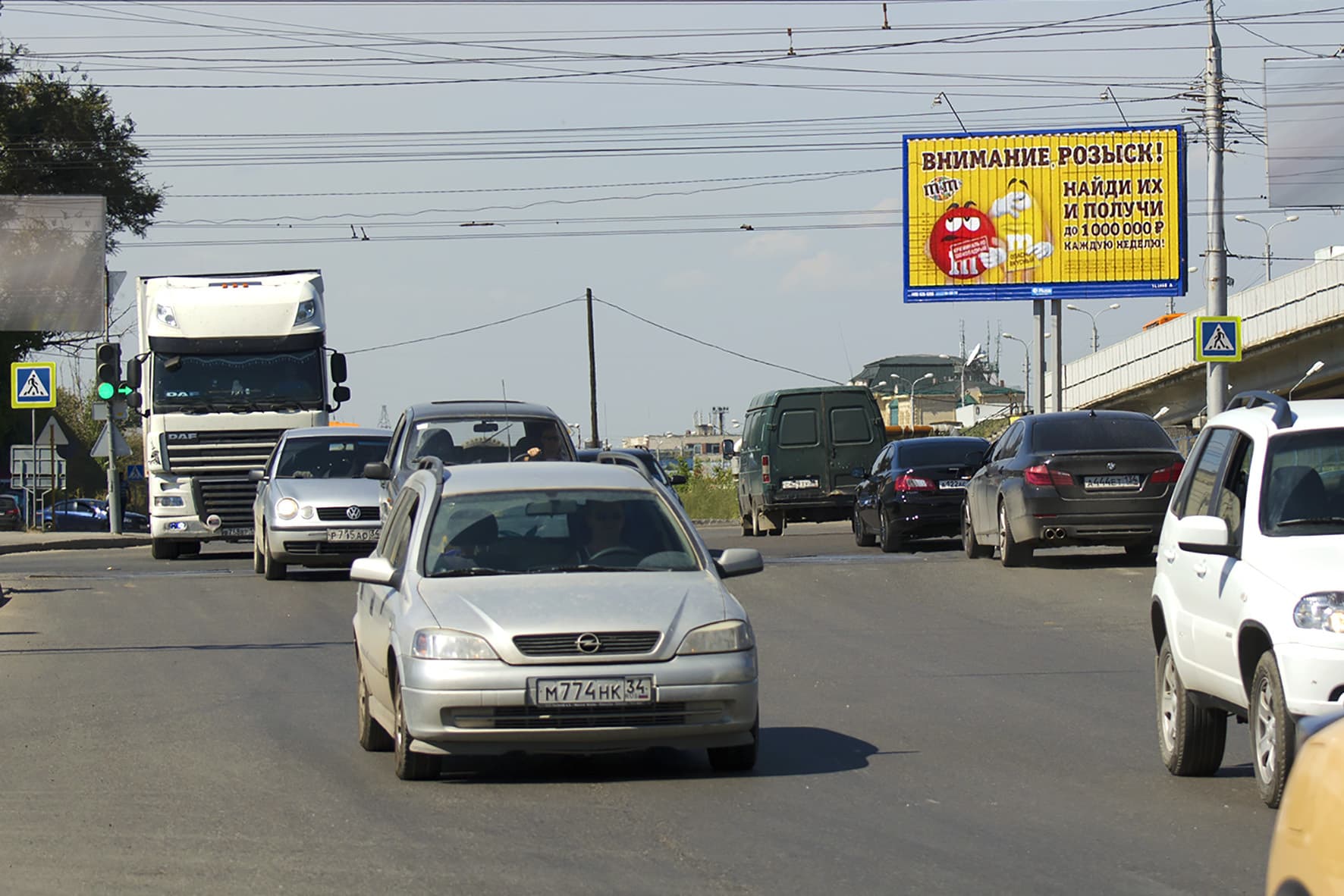 Волгоград. Землячки ул. /  Жукова пр-т (Автоцентр АГАТ - "Toyota") призма, сторона А1