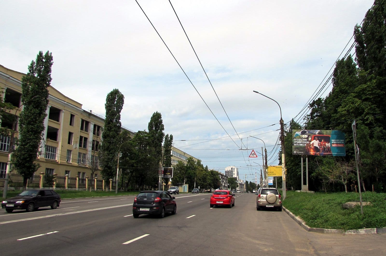Воронеж. 20 лет Октября ул.  38, дорога ТЦ "Солнечный рай", сторона А