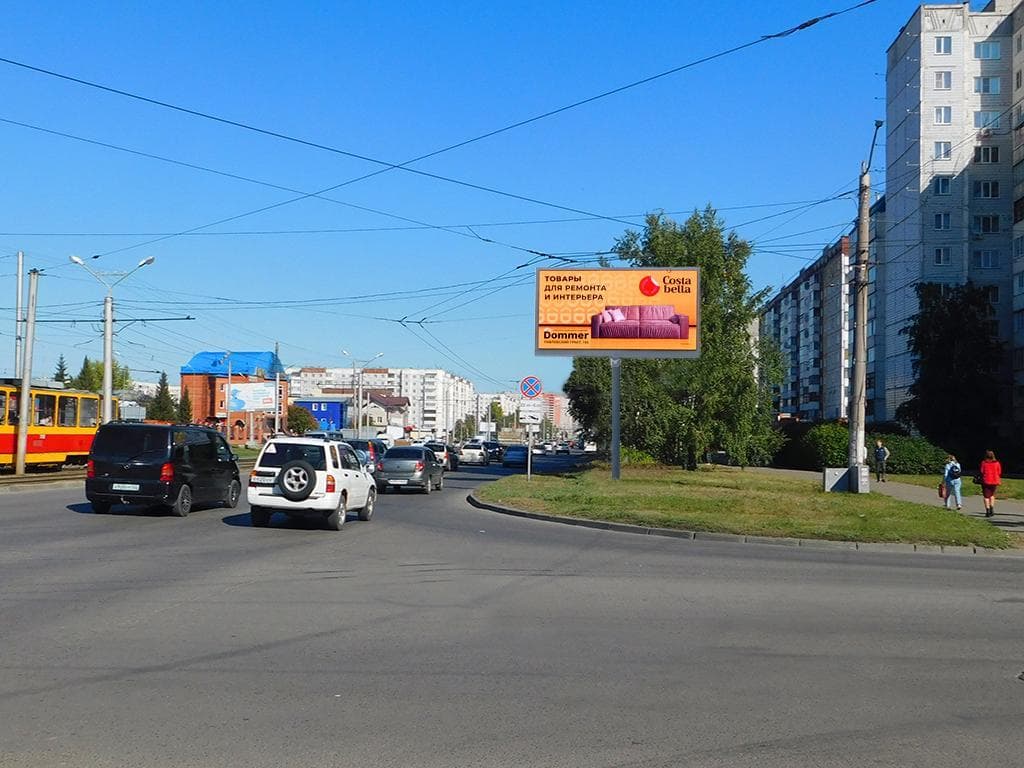 Попова ул., 137 - Балтийская ул., ТЦ "Флагман", автомаркет "Гараж" (Digital), сторона А1 Барнаул. Попова ул., 137 - Балтийская ул., ТЦ "Флагман", автомаркет "Гараж" (Digital), сторона А1